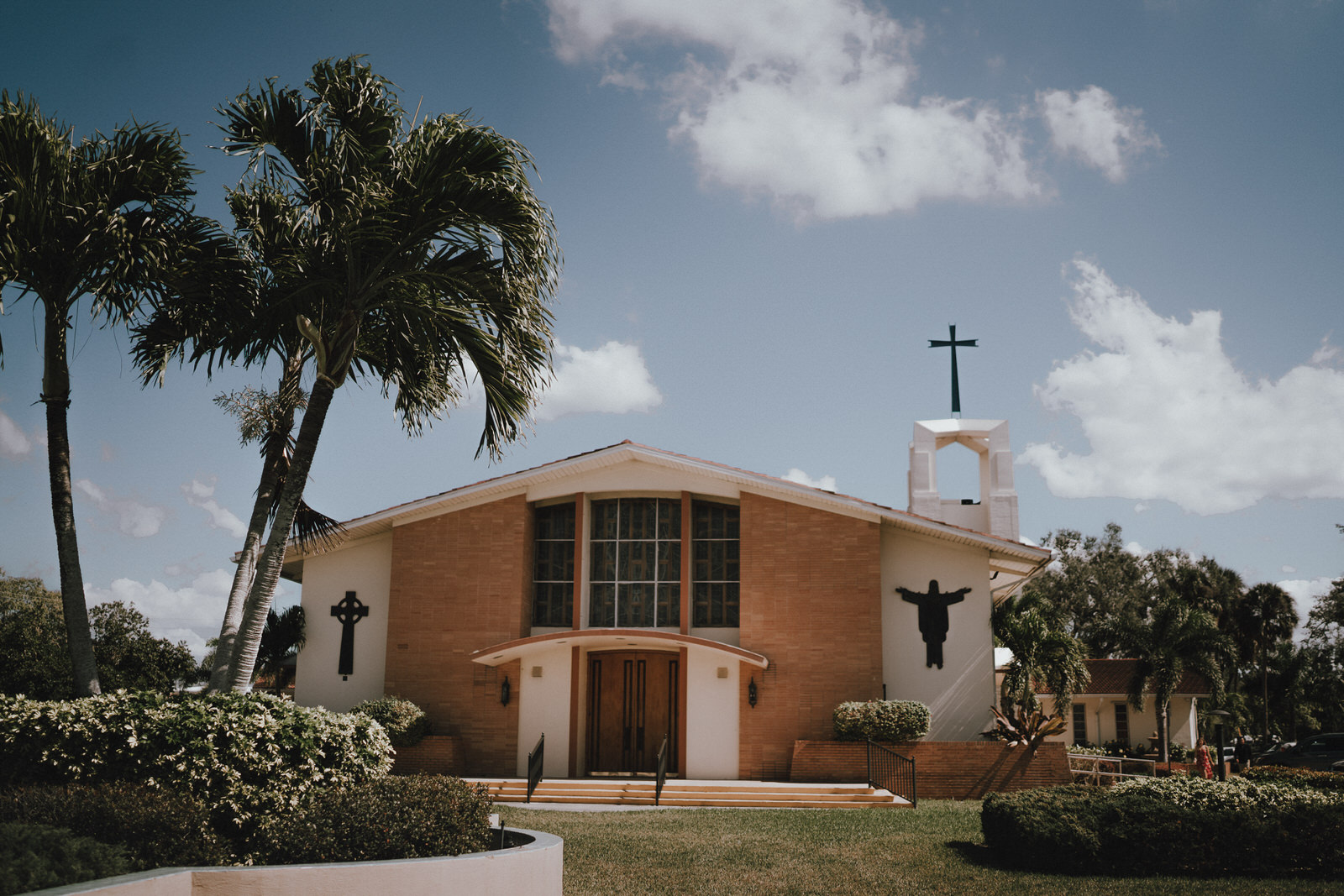 Miromar Lakes Beach and Golf Club Florida Wedding- Michelle Gonzalez Photography- Angela and Chris-252.JPG