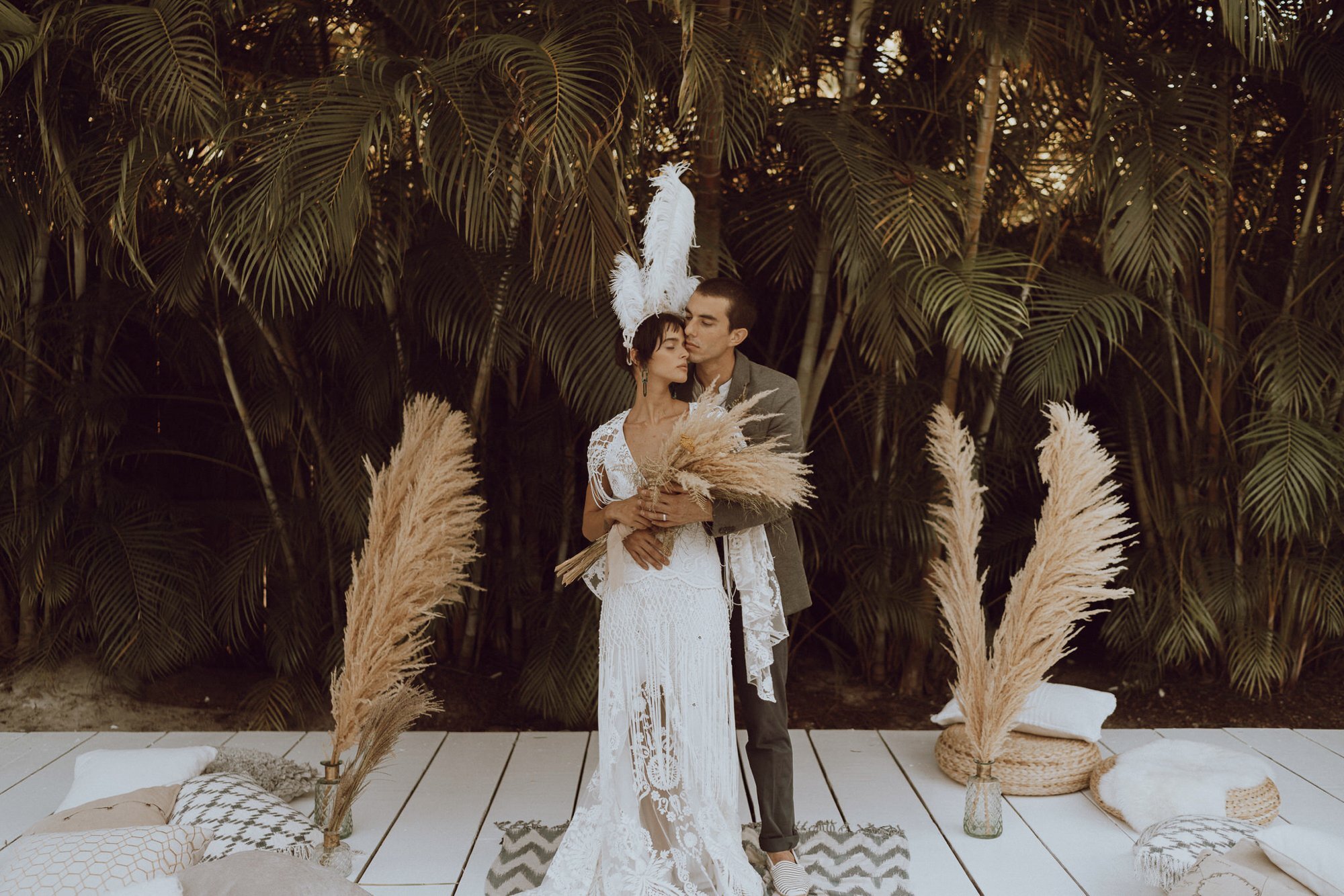 Modern Romantic Miami Florida Elopement