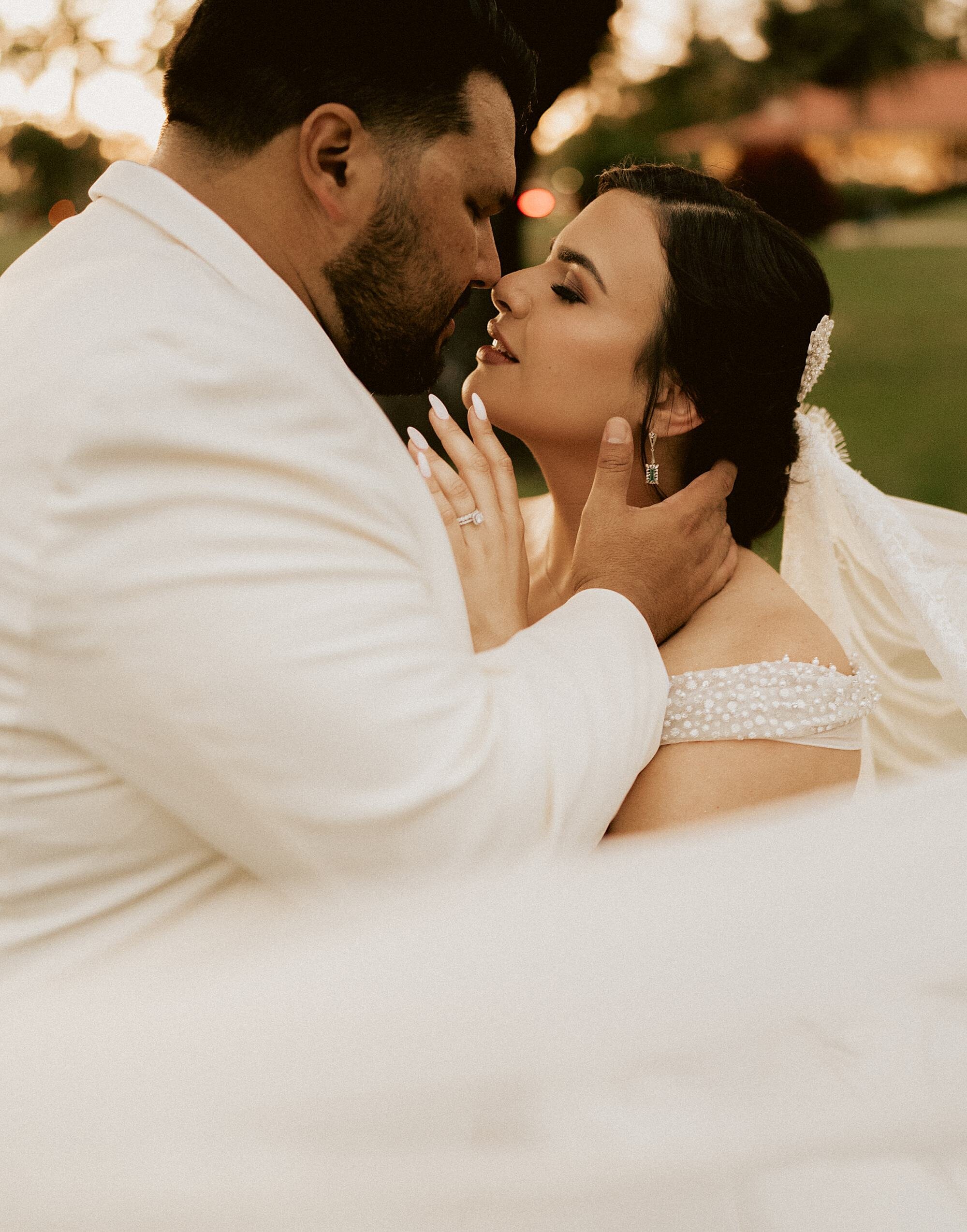 Coral Gables Country Club Wedding - Michelle Gonzalez Photography - Andrea and Andres-854.jpg