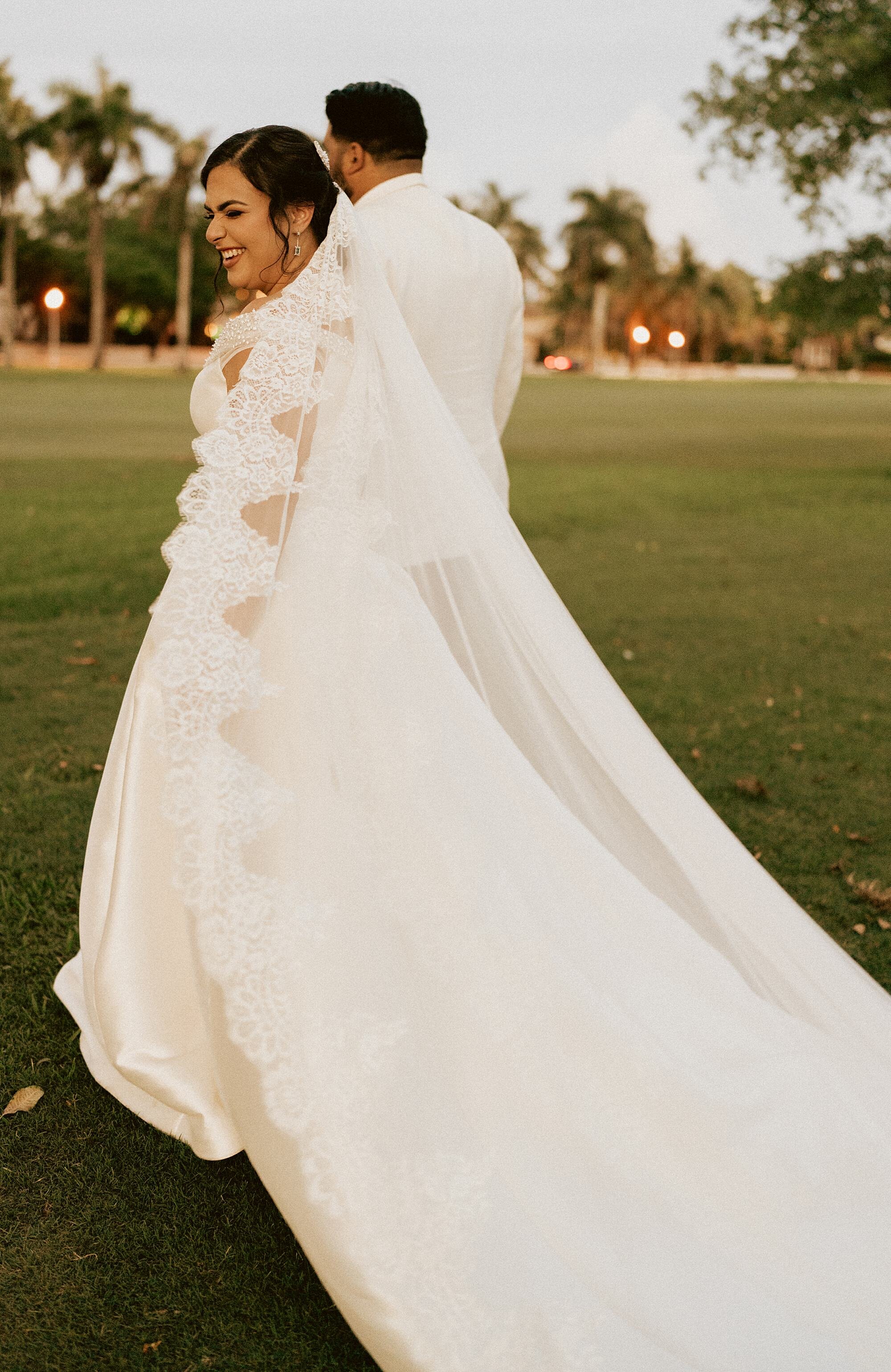 Coral Gables Country Club Wedding - Michelle Gonzalez Photography - Andrea and Andres-892.jpg