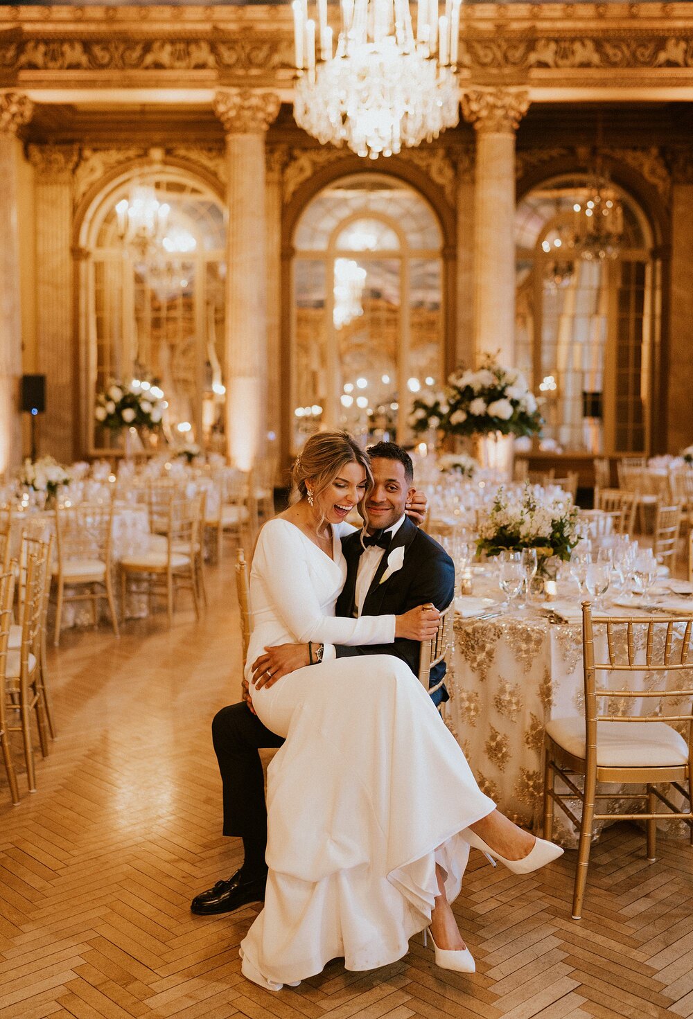 Marriott Syracuse Winter Wedding in New York | New York Wedding Photographer