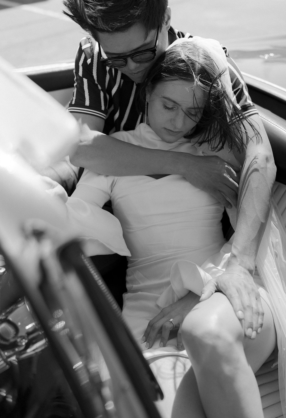 Las Vegas vintage car elopement bride and groom wedding