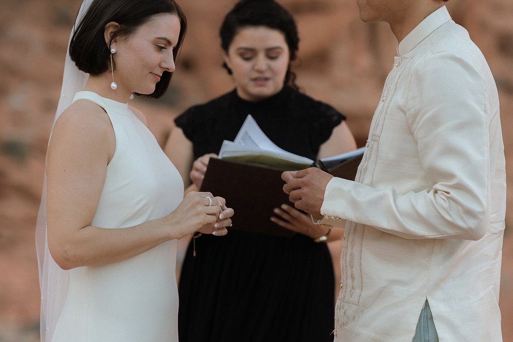 Valley of Fire Las Vegas Elopement - Michelle Gonzalez Photography - Marissa and Jordan-319.jpg