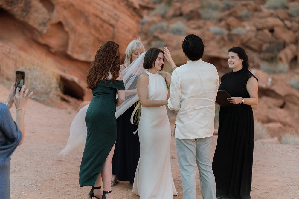 Valley of Fire Las Vegas Elopement - Michelle Gonzalez Photography - Marissa and Jordan-446.jpg