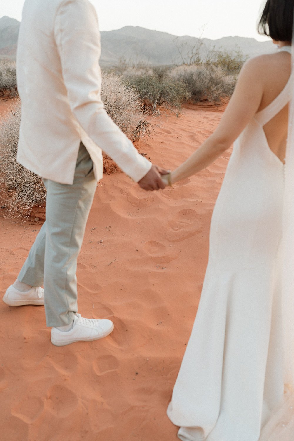 Valley of Fire State Park Elopement, Getting married in Valley of Fire State Park