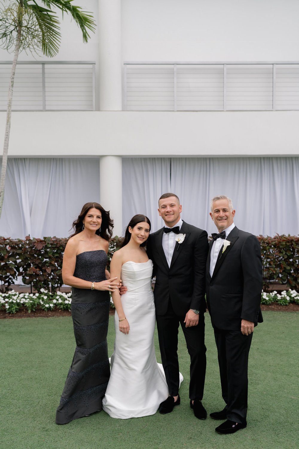 Admiral's Cove Jupiter Wedding- Michelle Gonzalez Photography - Jillian and Steven-680.jpg