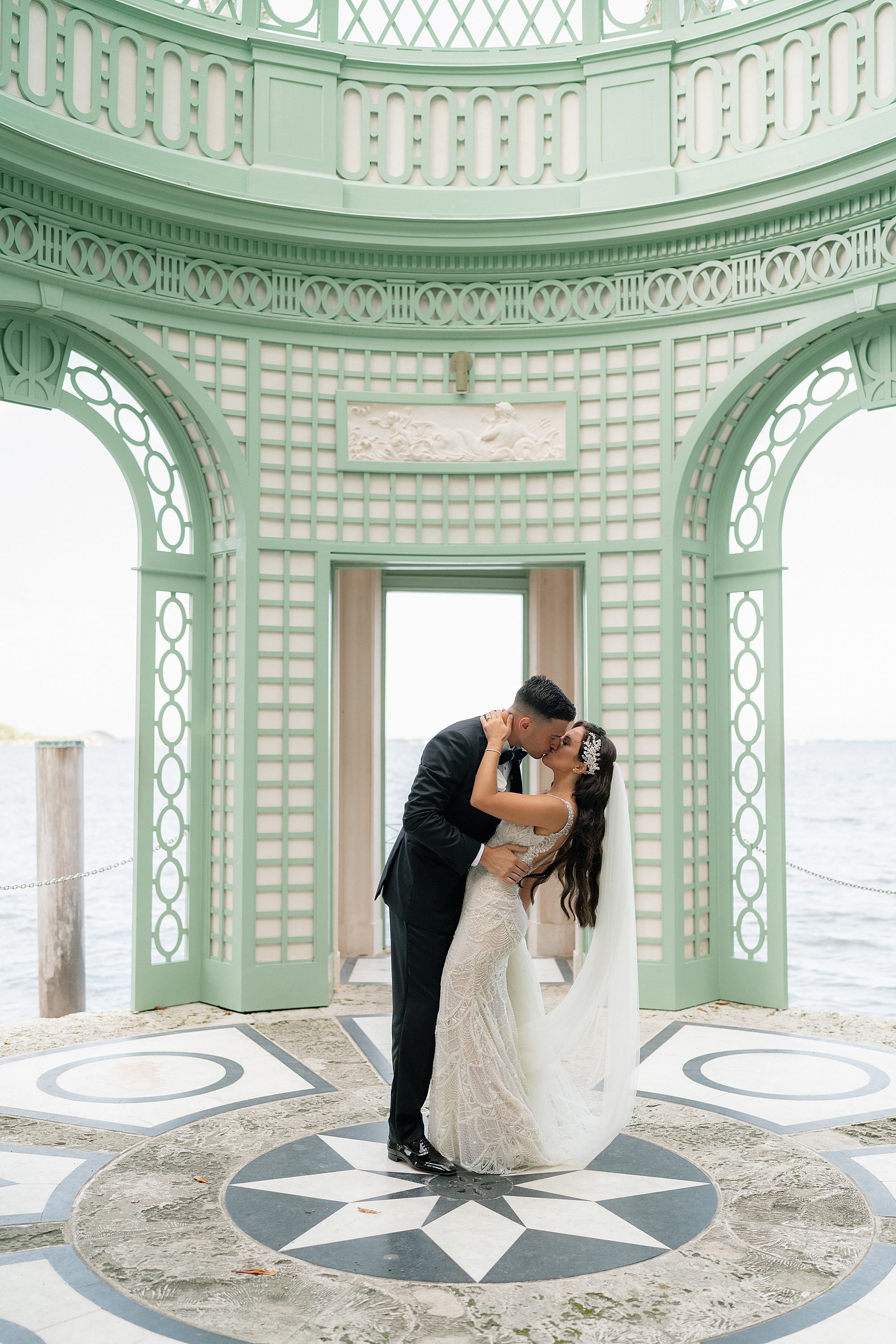 Biltmore and Vizcaya Museum Wedding- Michelle Gonzalez Photography - Stefania and Michael-39-2.jpg