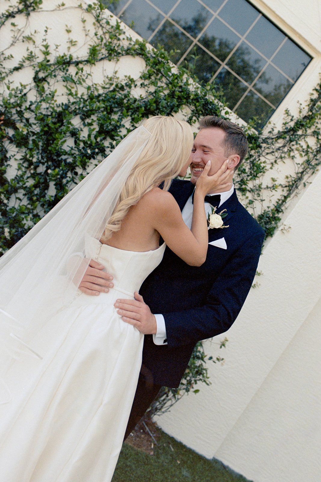 Club at the Strand Naples Wedding - Michelle Gonzalez Photography - Emma and Reilly-159.jpg