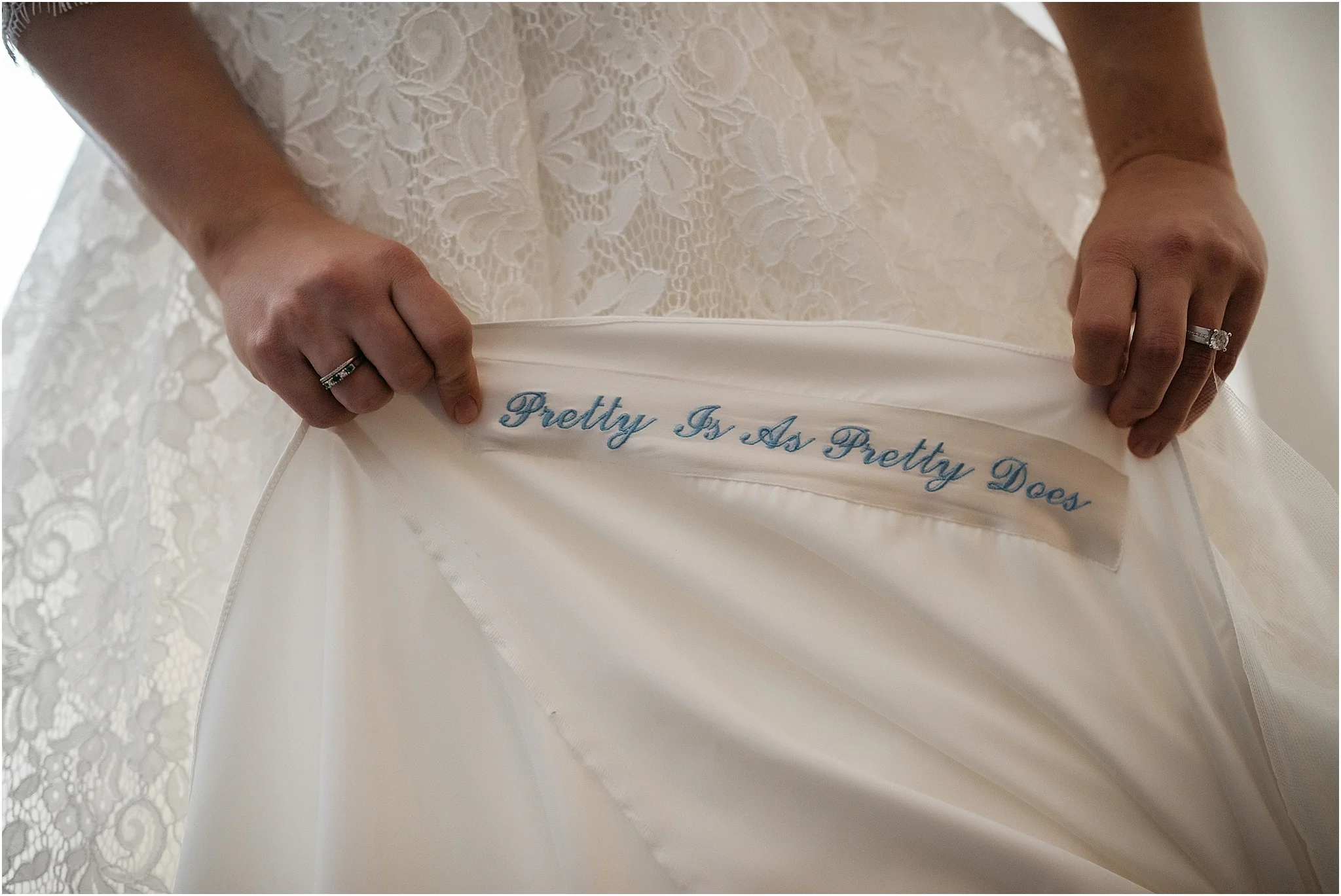 Indianapolis-Wedding-Photographer_0687.jpg