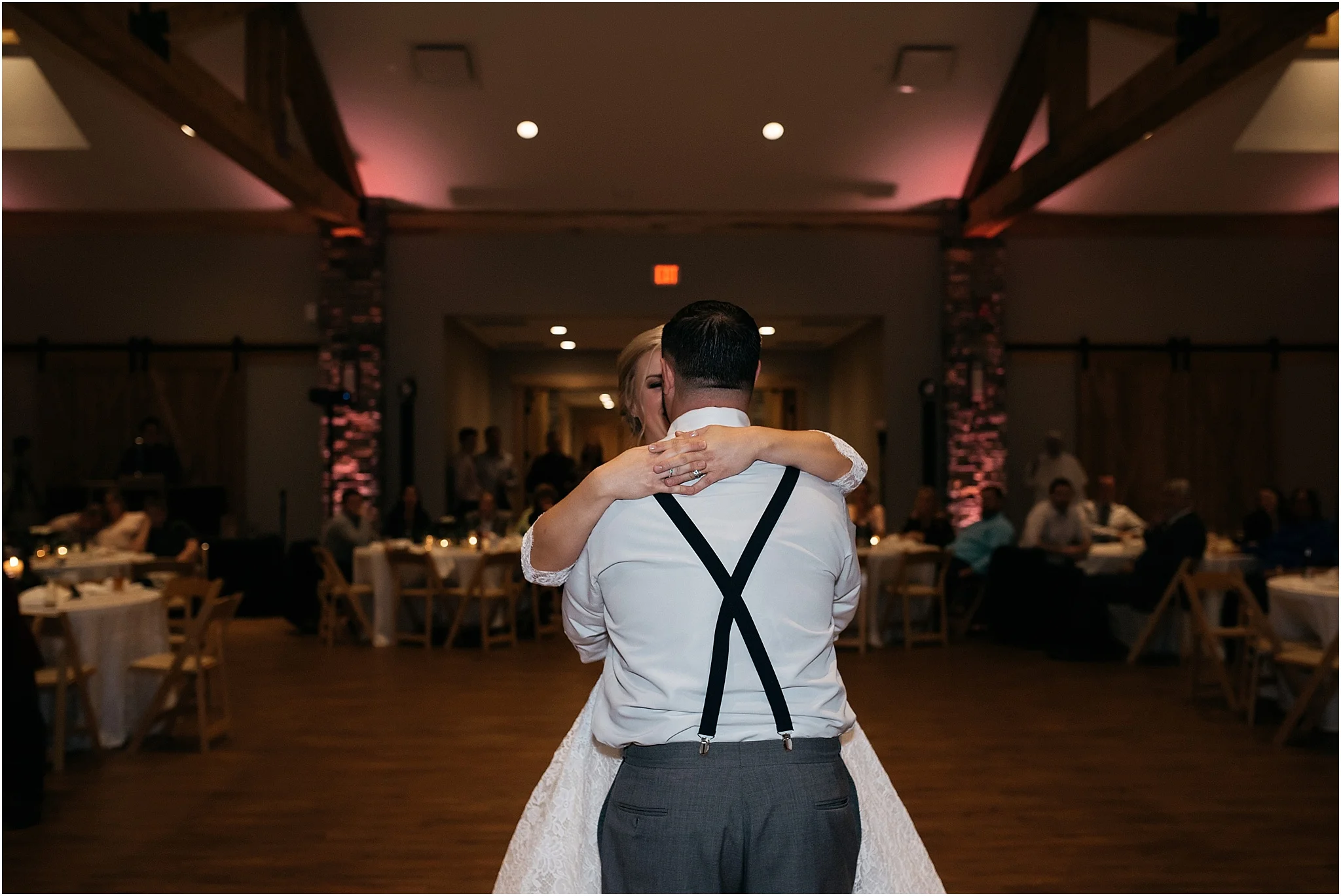 Indianapolis-Wedding-Photographer_0735.jpg