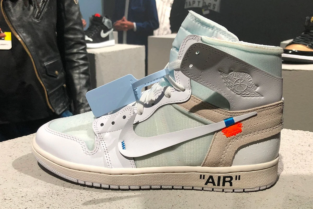 virgil-abloh-air-jordan-1-white-colorway-closer-look-001.jpg