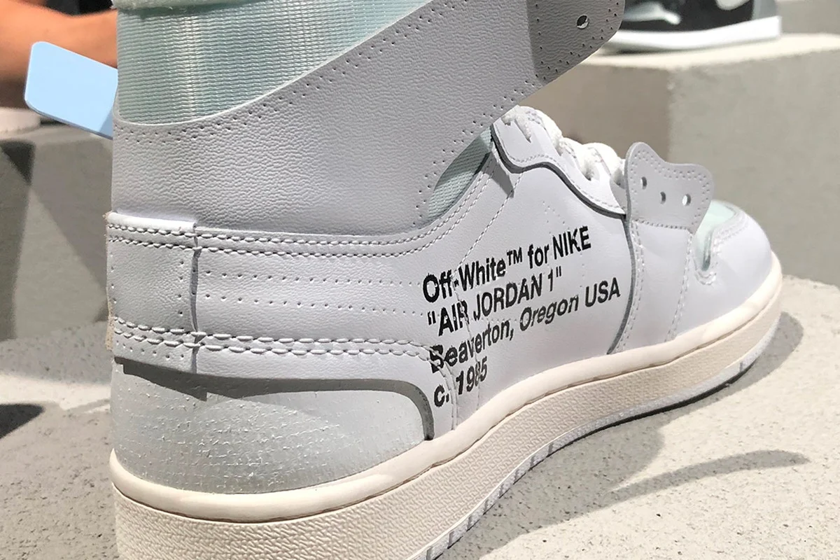 virgil-abloh-air-jordan-1-white-colorway-closer-look-005.jpg