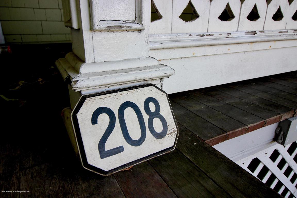 208 2.jpg