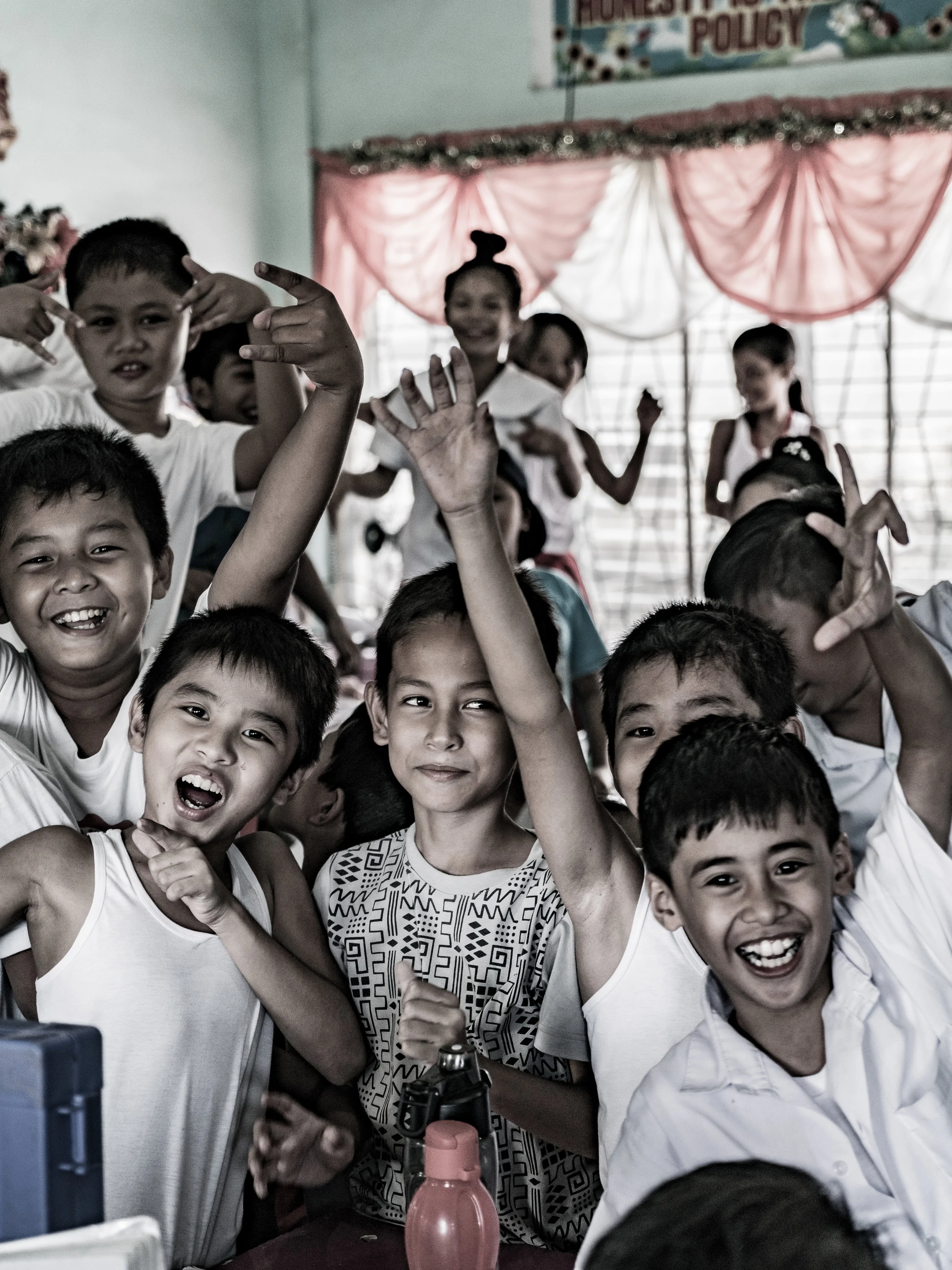 mindanao__whitewall_300dpi-01211-2.jpg