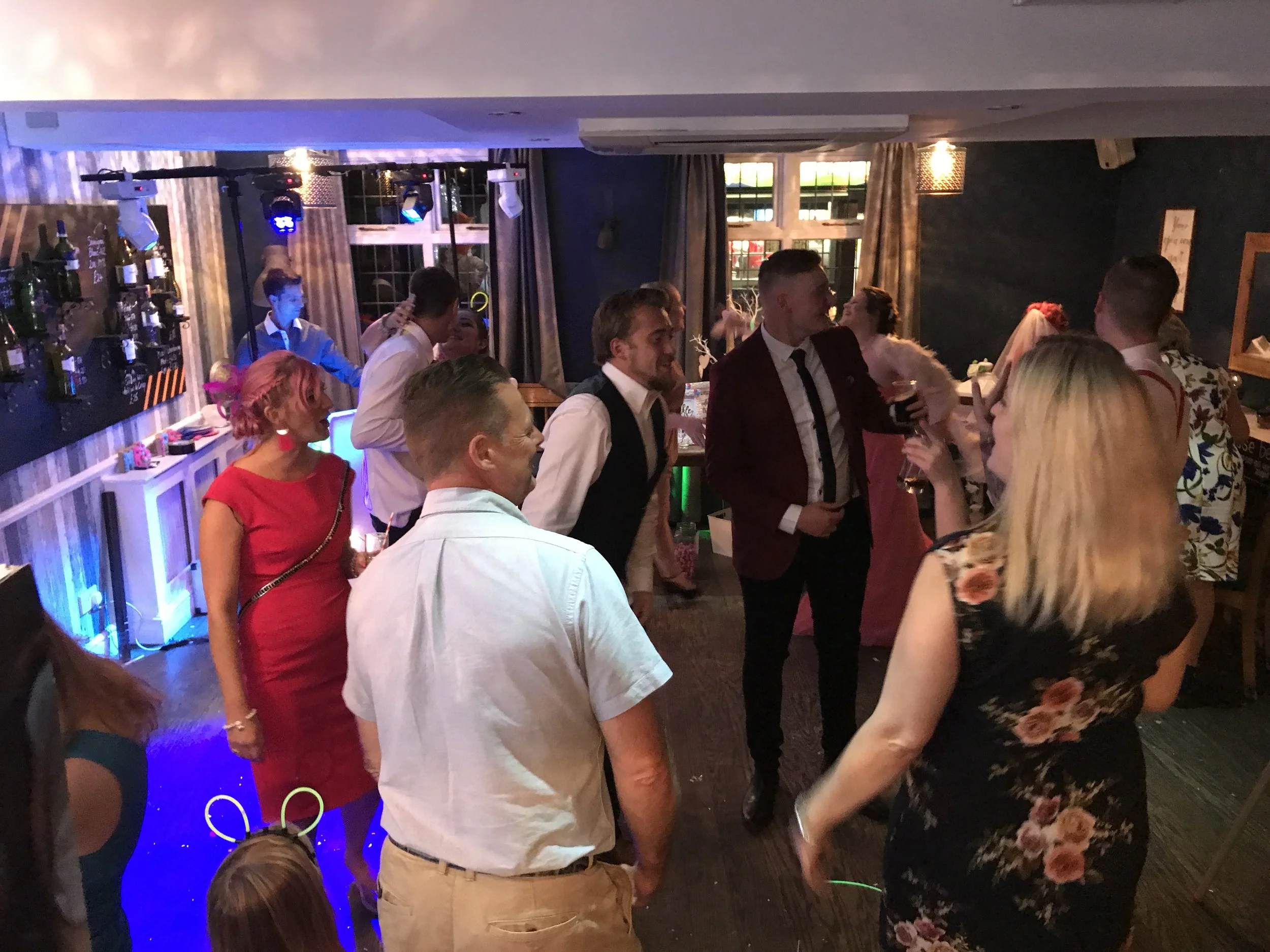 REAL WEDDING - THE NEW INN – HOLLY AND JACK