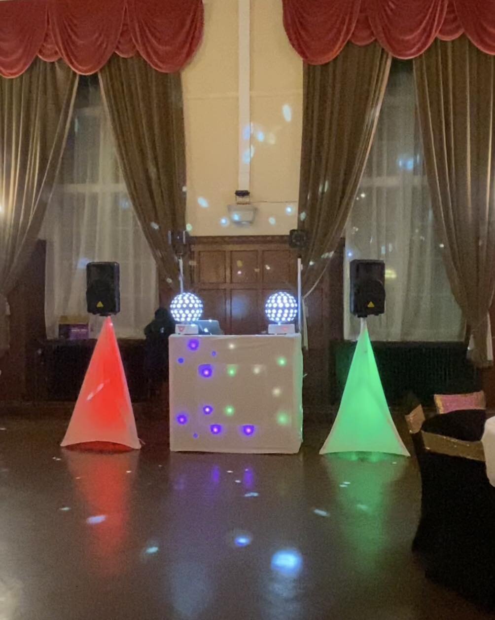 Super super excited to be down at the beautiful St Augustine&rsquo;s for the first of many awesome Christmas party nights! 

#christmas #kentpartydj #exclusivesoundsUK