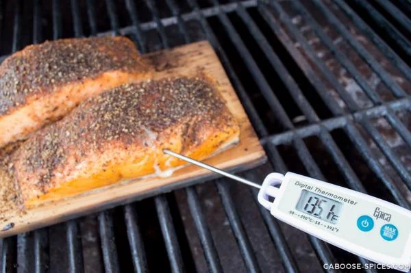 How_to_Grill_with_Cedar_Planks-6_grande.jpg