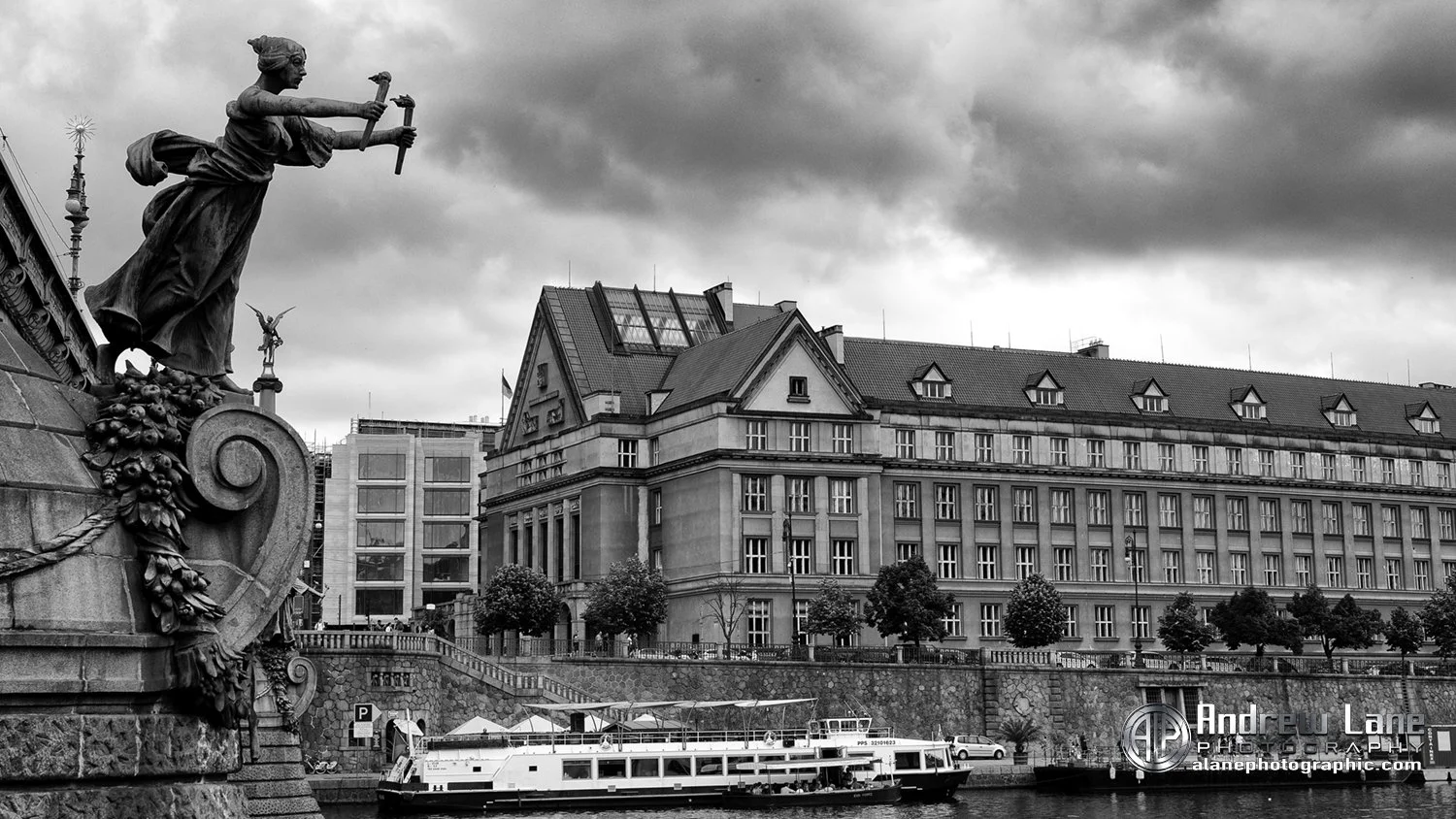 P6040114-Edit bw copy.jpg