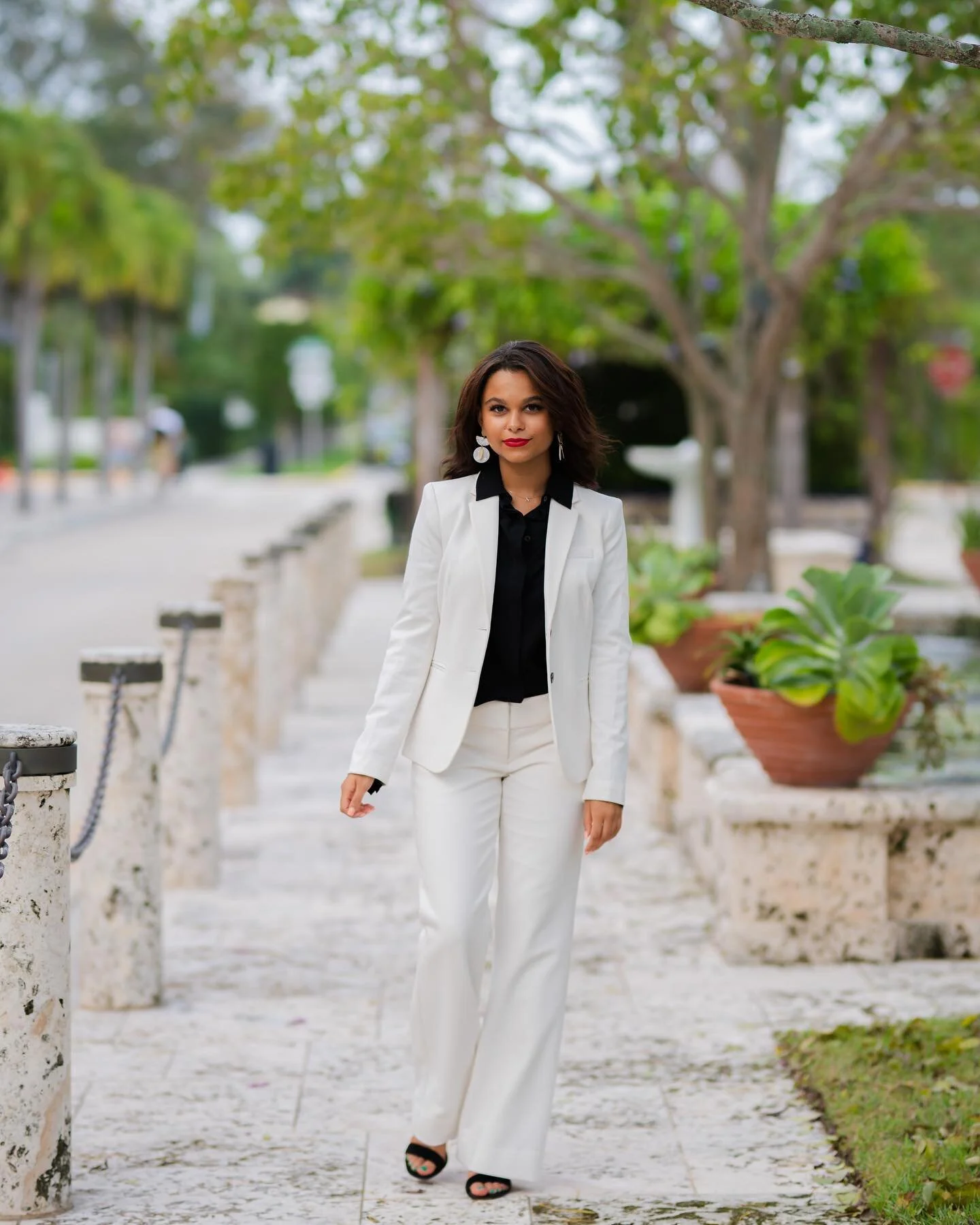 🏡✨AVA✨🏡
It was so much fun doing these headshots! Best of luck on your new journey in Real Estate!!
 
.

 .
 
 .
 
 #headshots #realtorheadshots  #floridarealestateagent