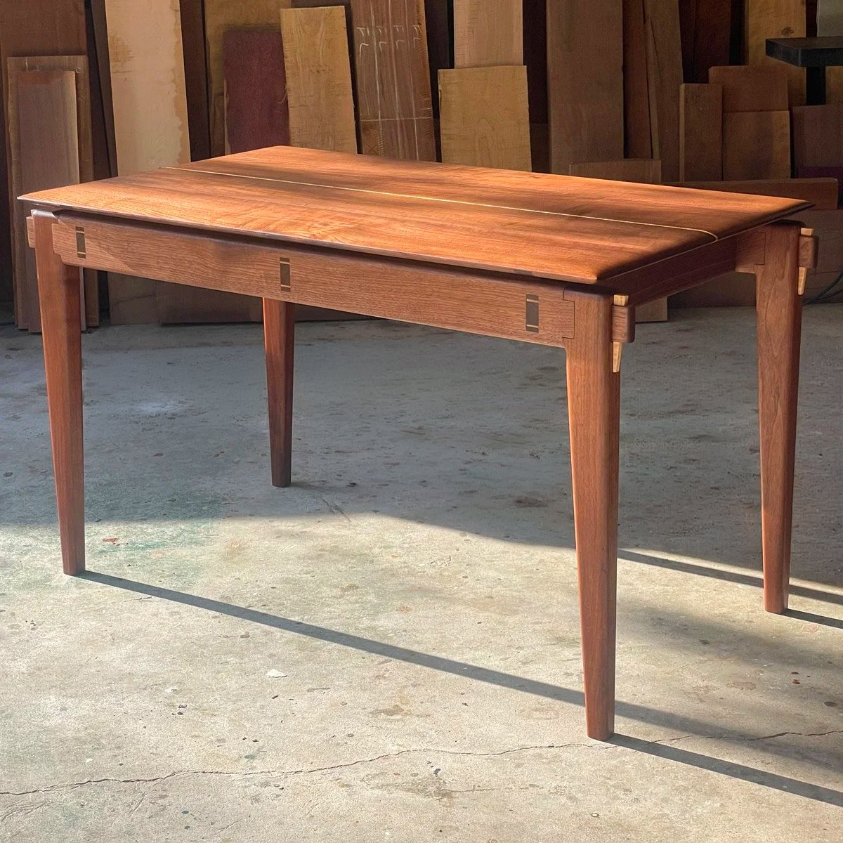 joyce-table-garage-web.jpg