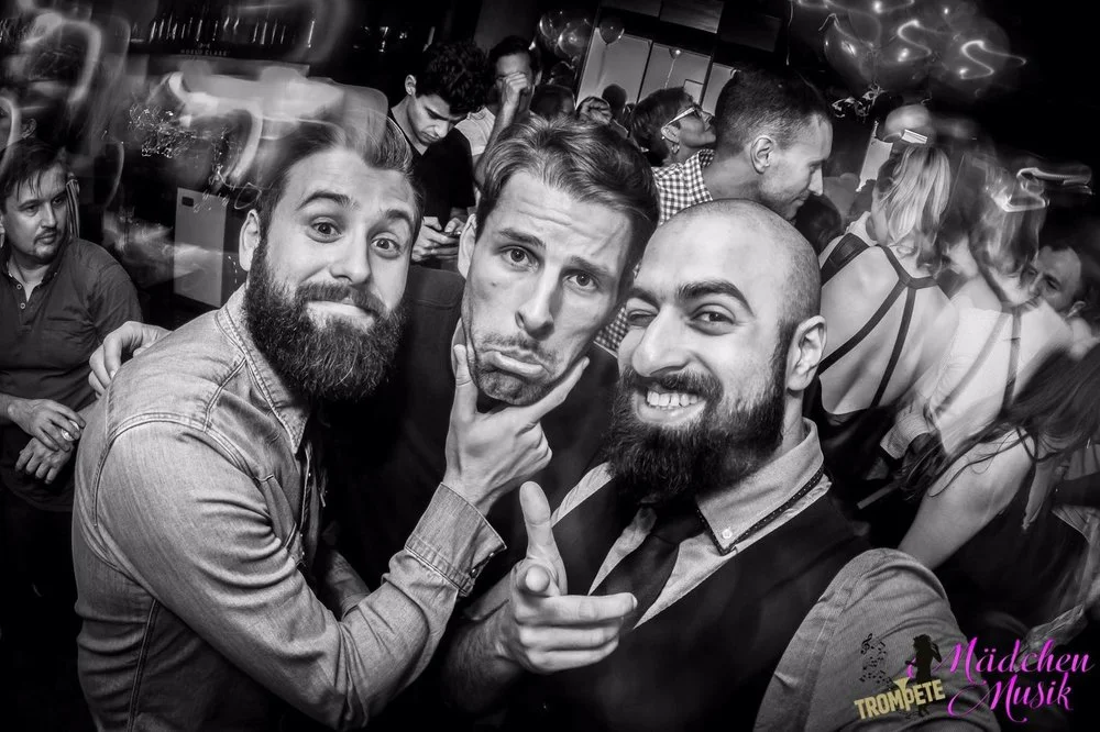 Wir melden uns dann mal ab - Tschüssi