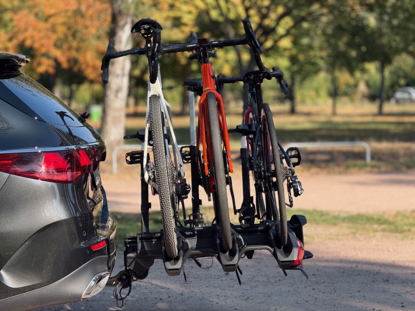 Thule Epos ParkSecure – der Fahrradträger, der mitdenkt