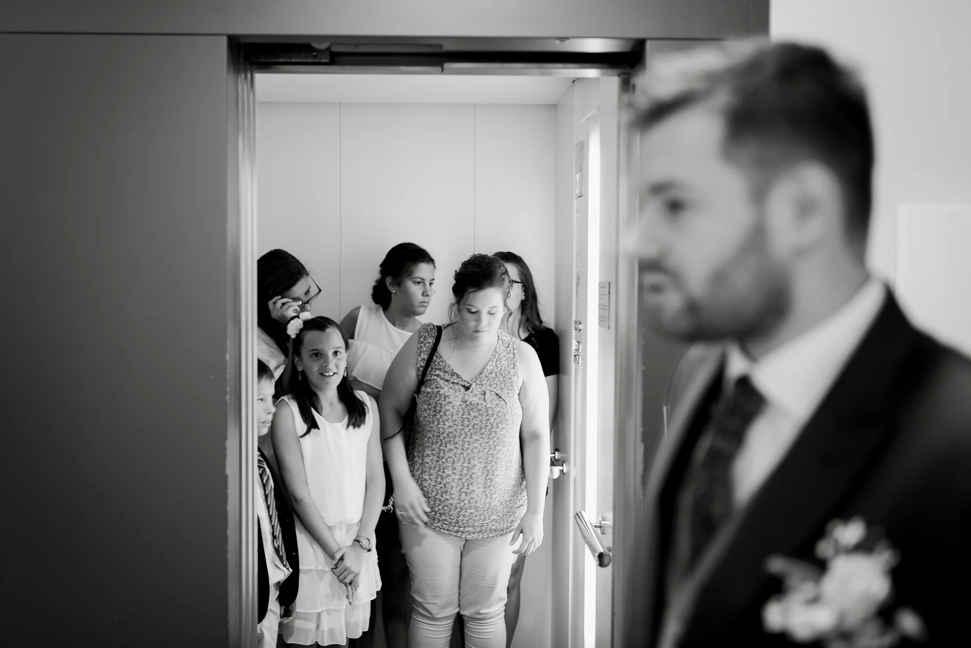 novio en preparativos boda valvanera logroño