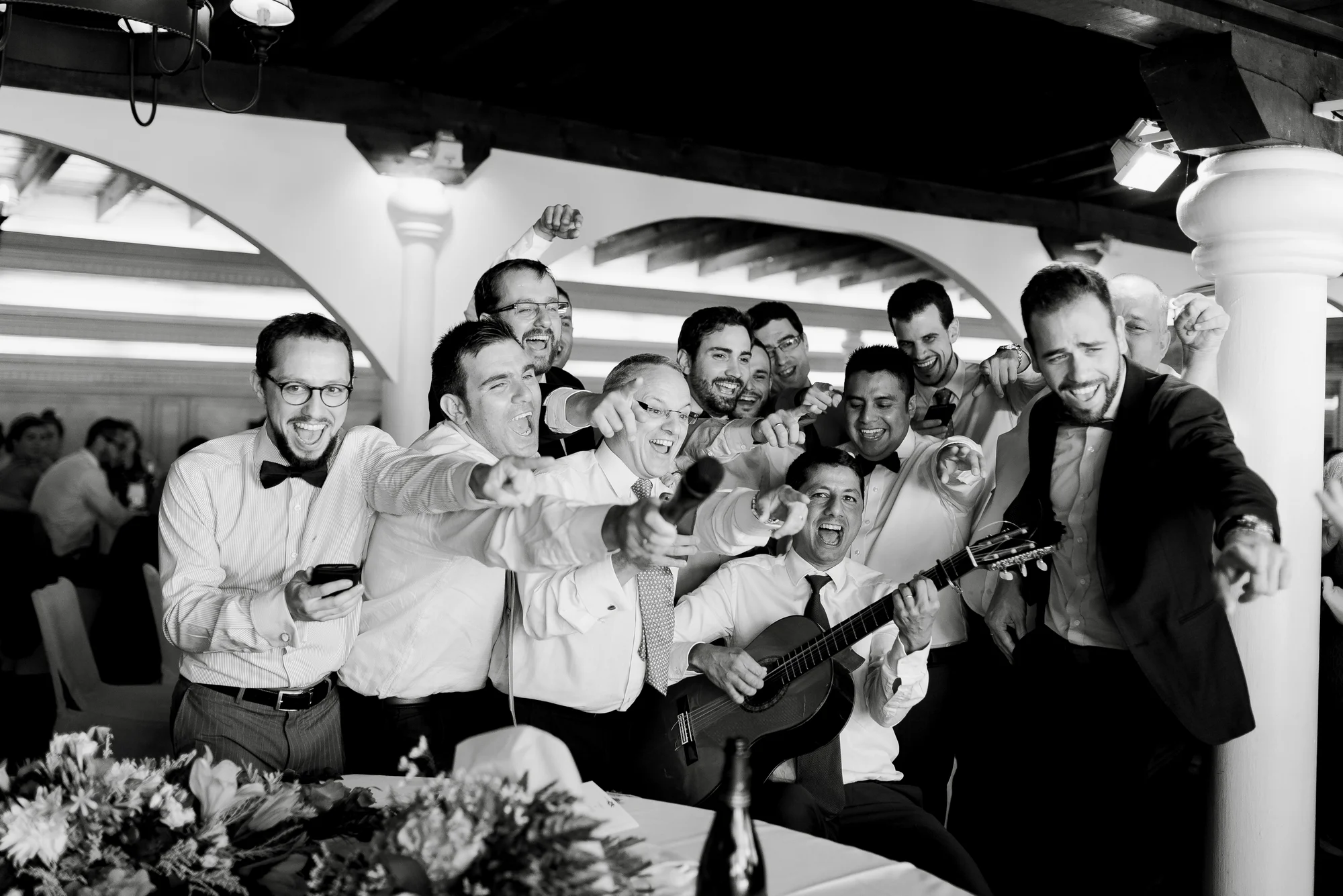 sorpresa a novios canción restaurante barros logroño boda