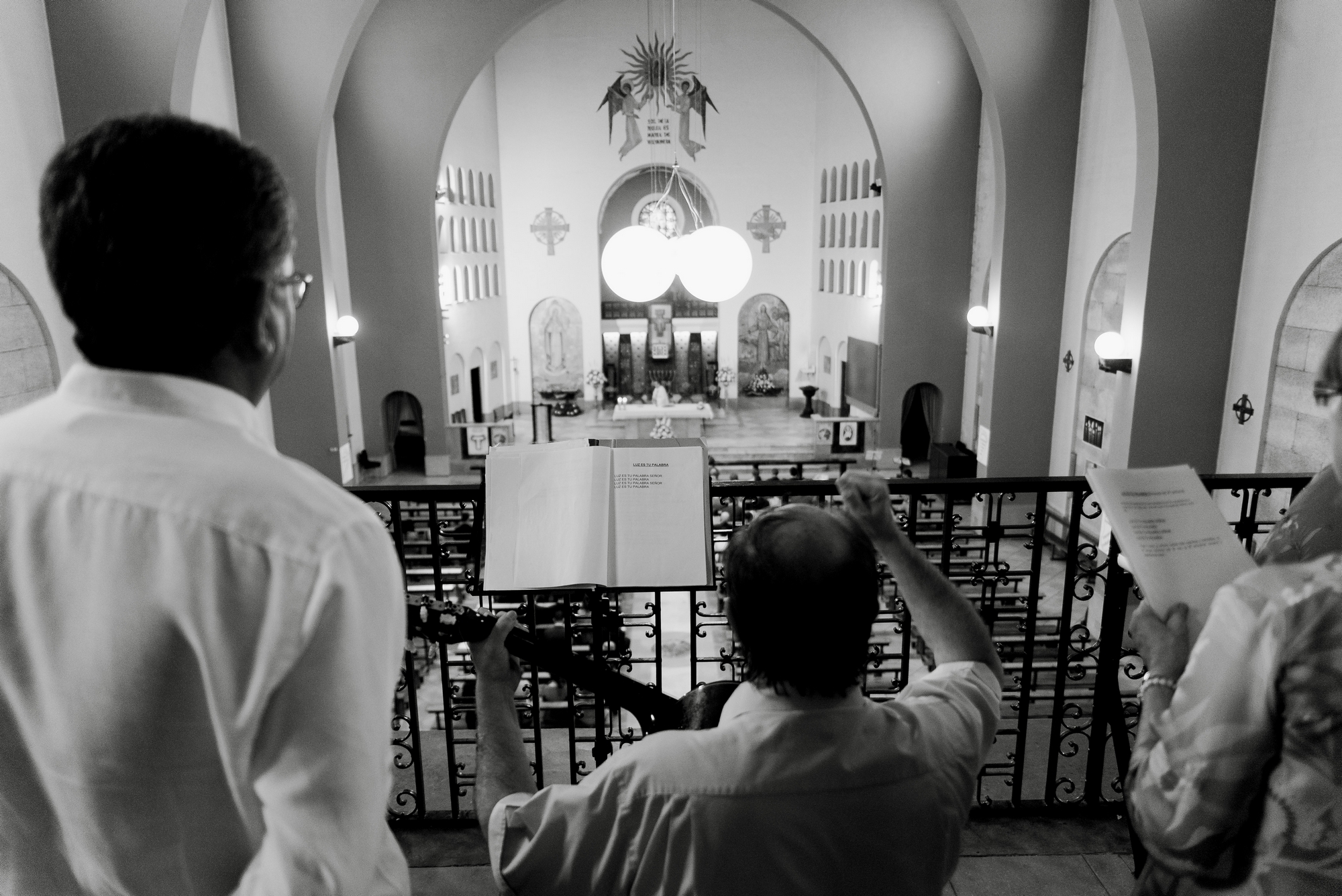 coro boda iglesia valvanera logroño fotógrafos