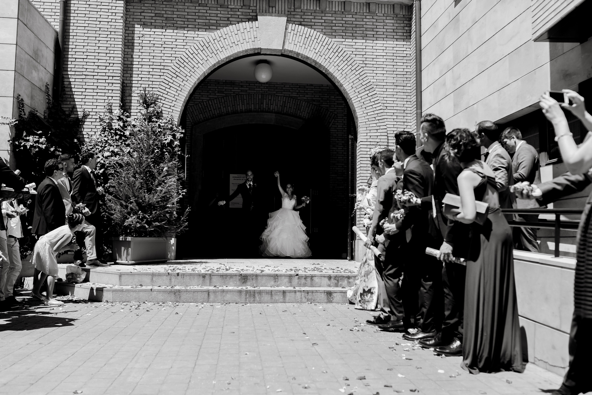 arroz boda iglesia valvanera logroño fotógrafos