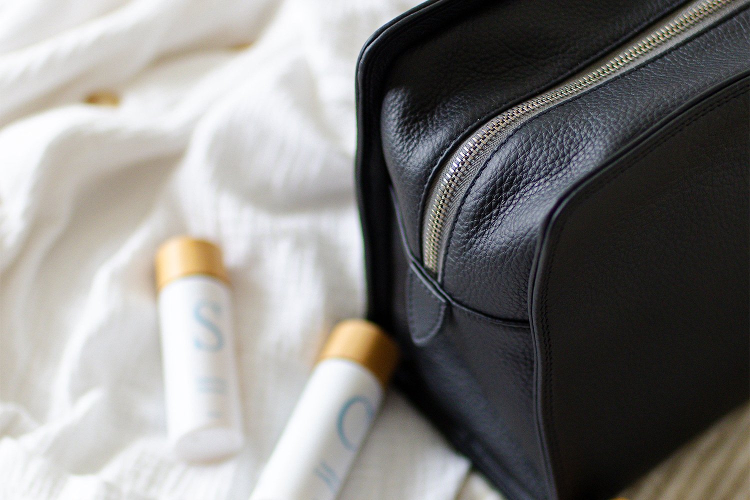 Rituals That Travel: How to Care for Hair and Skin in Different Climates