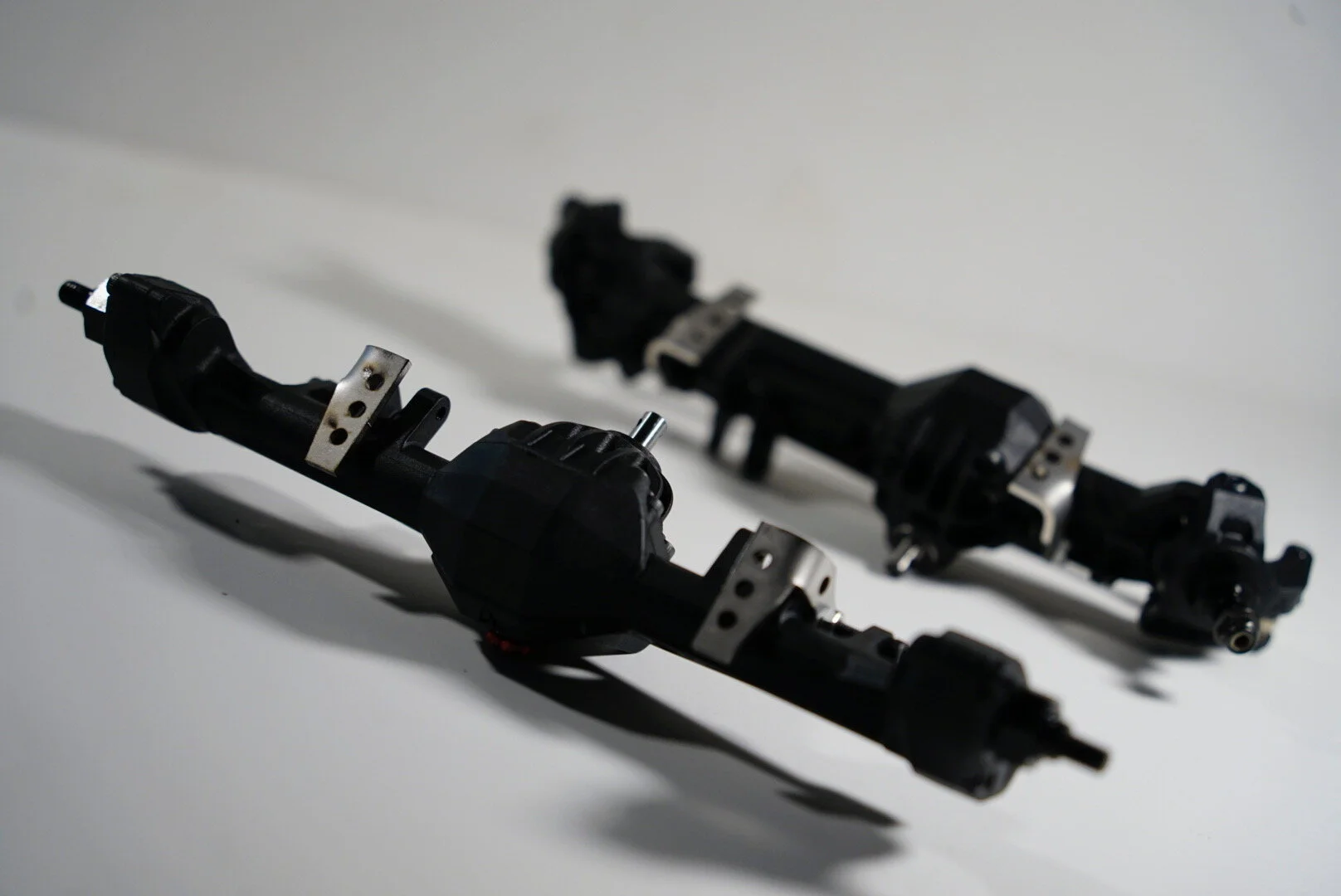 F10 leaf spring mounts