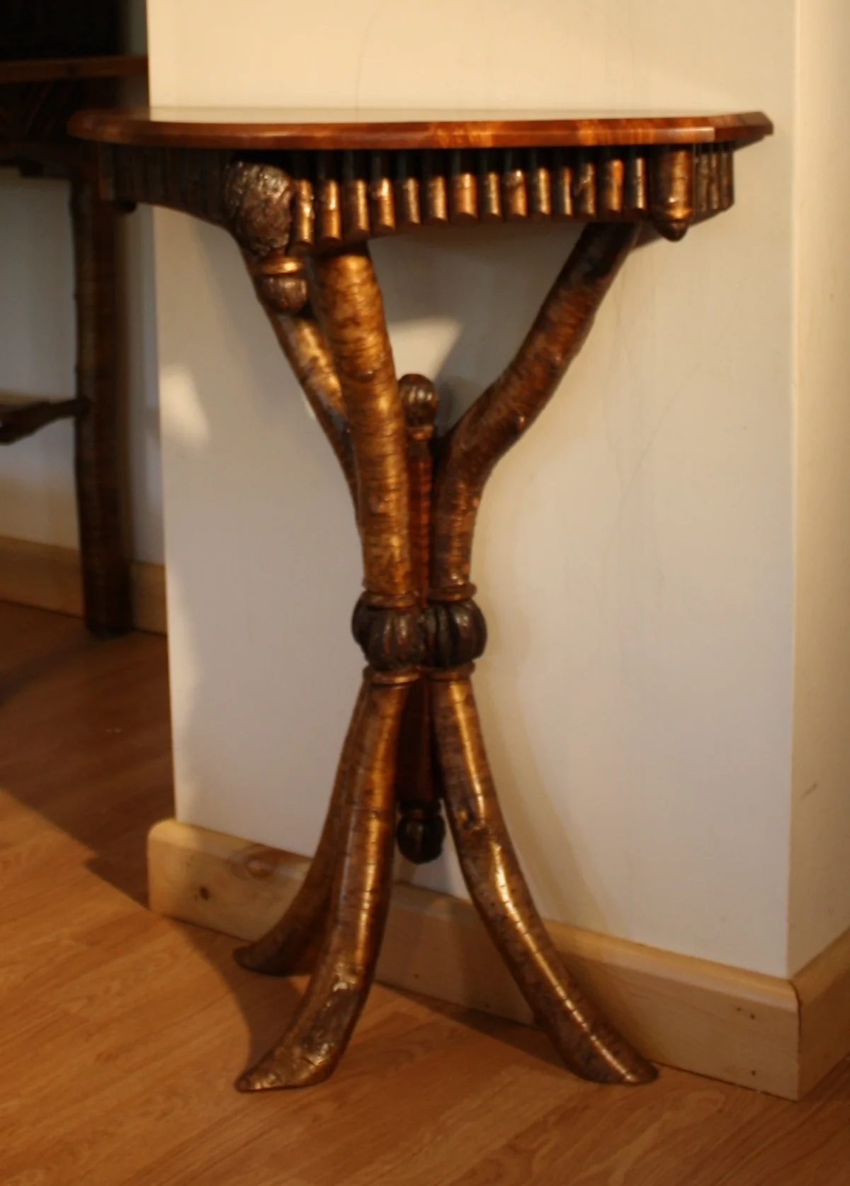 muriel's feminine console fc12