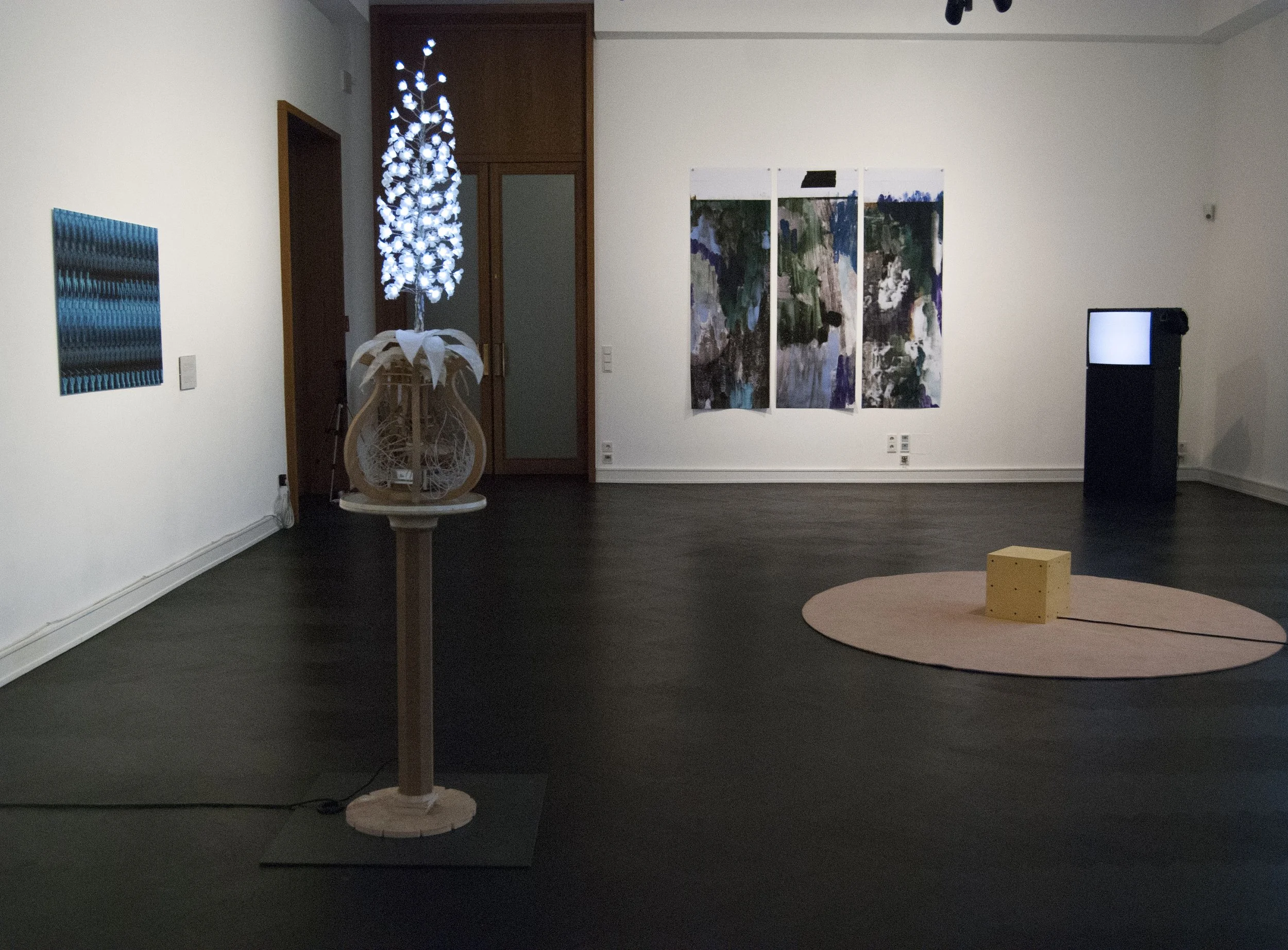  Installation view, Regeneration as Medium, Museum für Fotografie.  From left to right:  hari_klia,    fluid,  2021, Courtesy the artist Domenik Krischke,  Assimilator,  2021, Courtesy the artist Kimia Godarzani-Bakhtiari,  dis_oriented  series, 2021