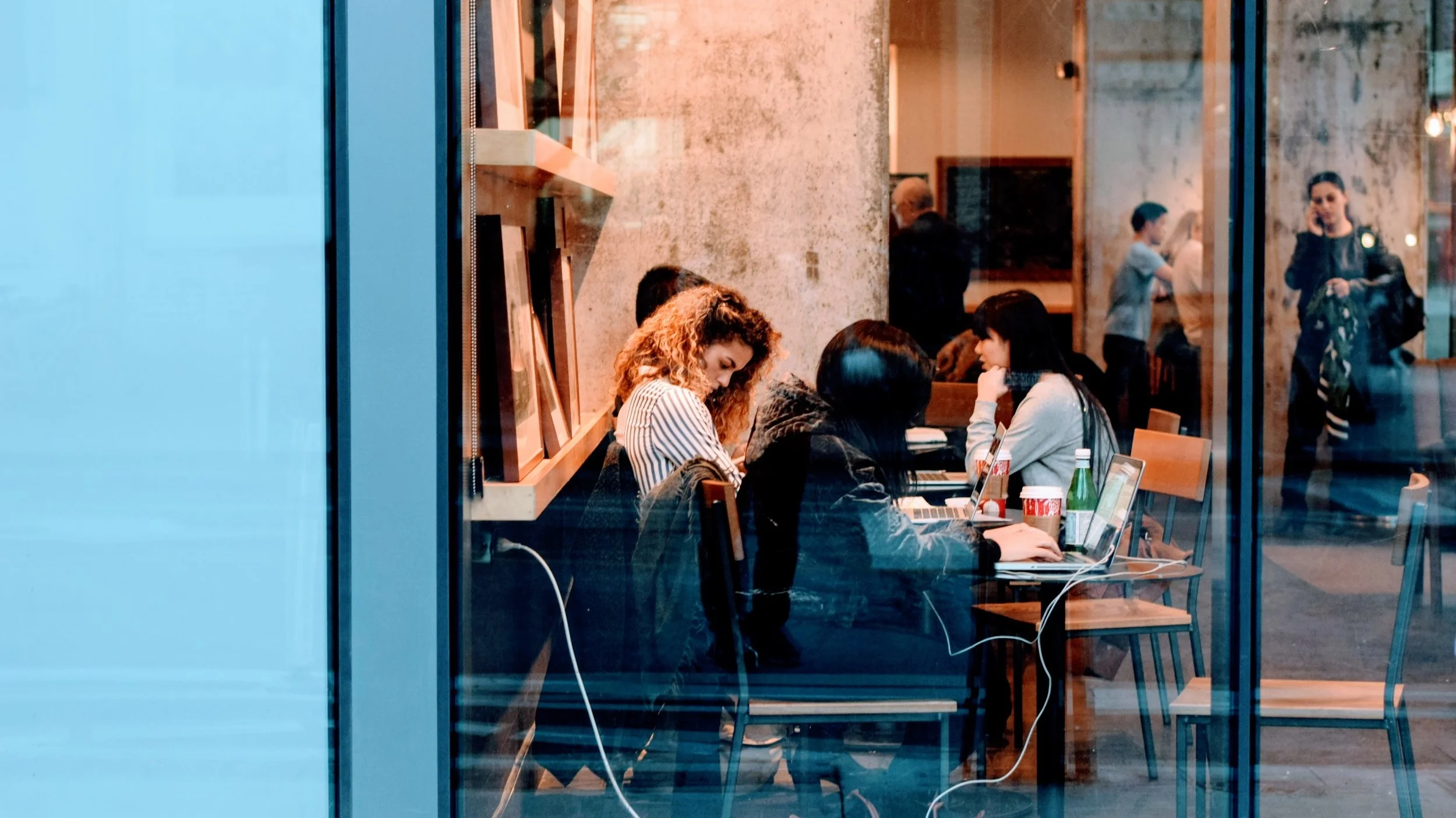people+in+office-240223.jpg