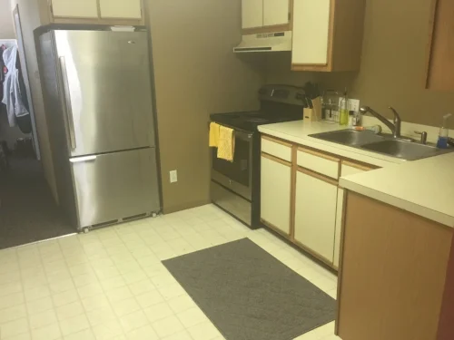 609 S Franklin - Apartment B