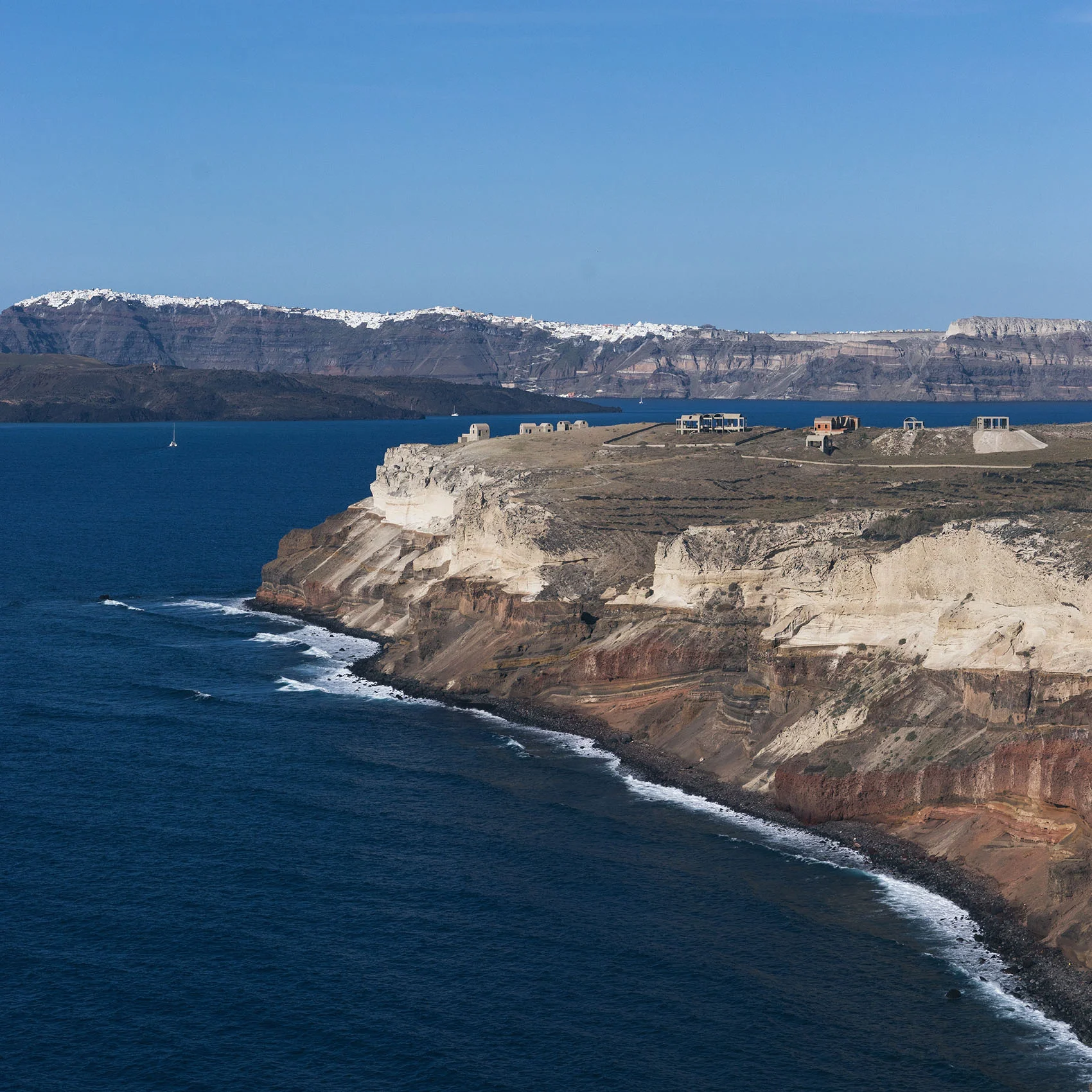 candy-lai-santorini-viewpoint-sea.jpg