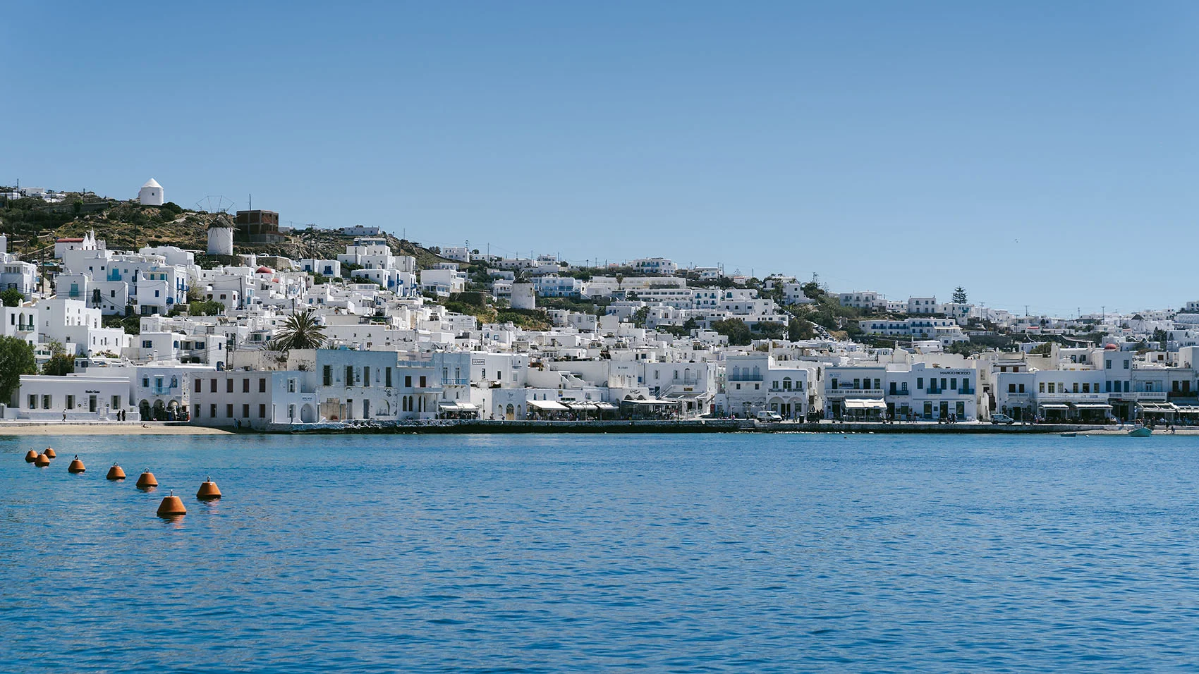 candy-lai-flosslai-mykonos-seaside-view.jpg