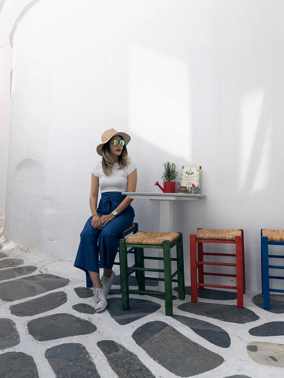 candy-lai-flosslai-mykonos-coffee-instagram.jpg
