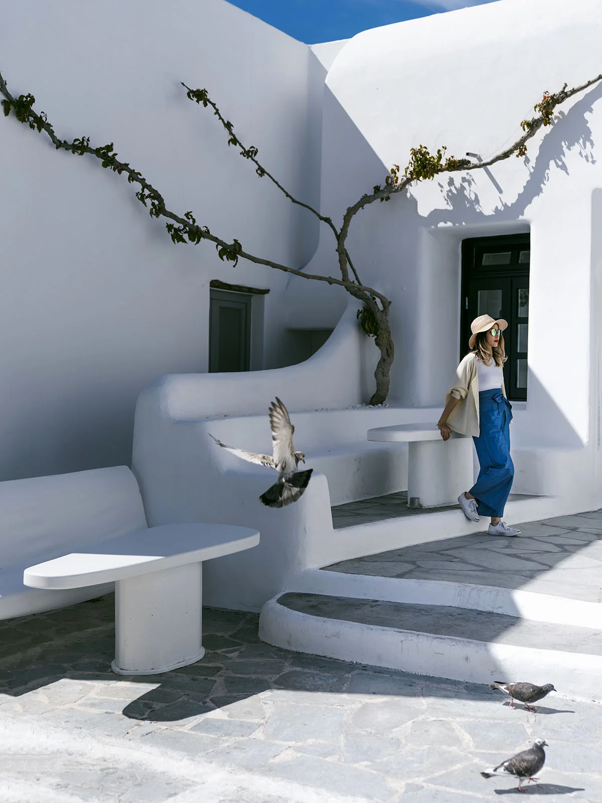 candy-lai-mykonos-white-walls-instagram.jpg