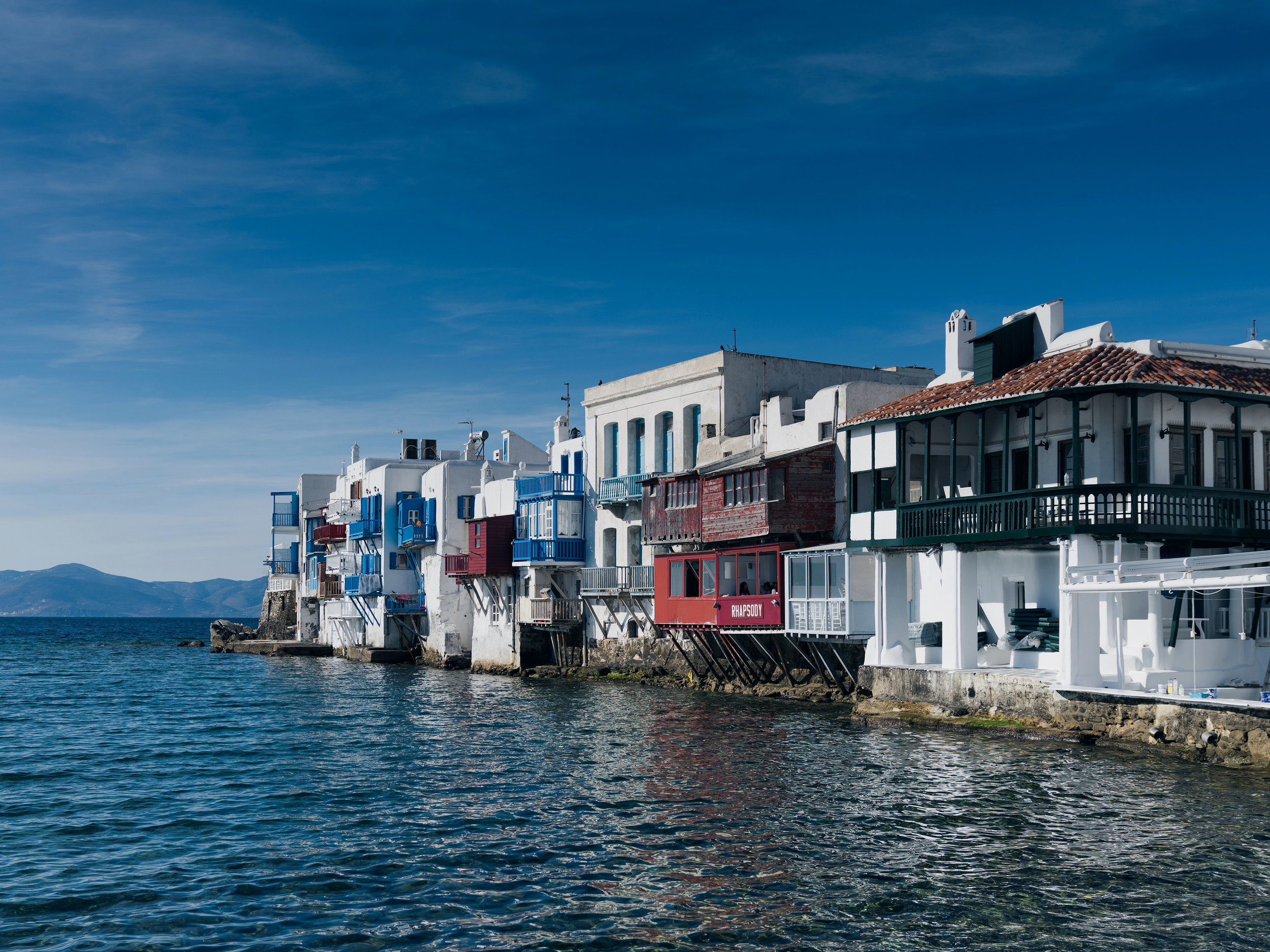 candy-lai-mykonos-bars.jpg