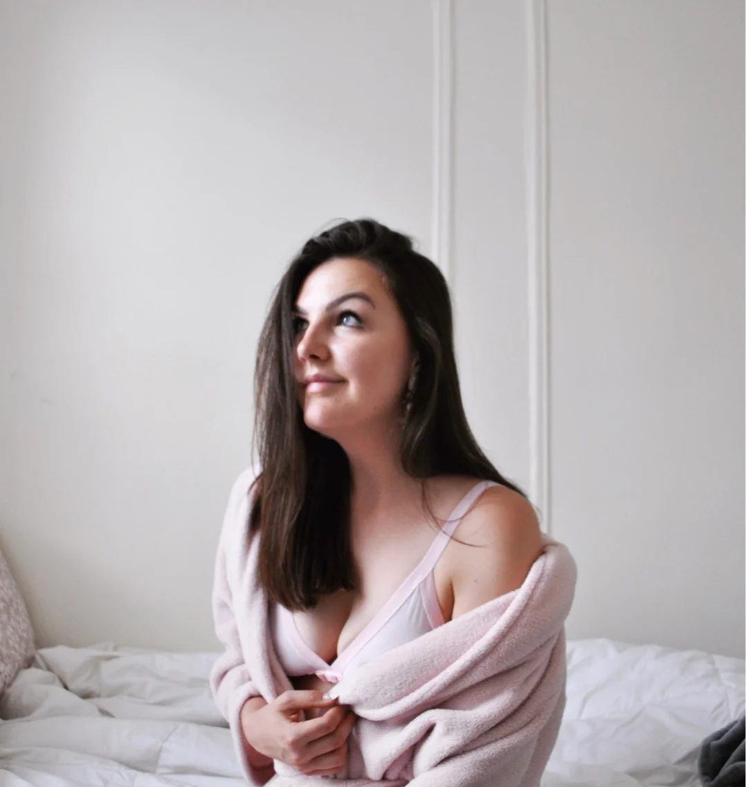 pink bow bra.jpg
