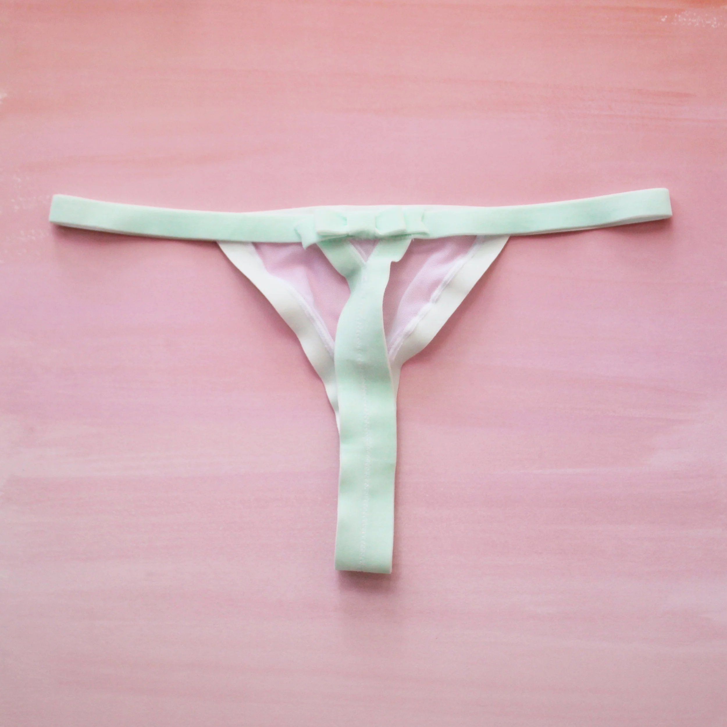 mint bow thong bacj.jpg