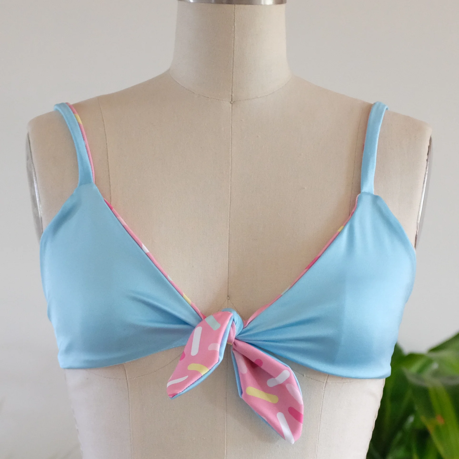 sprinkles form front blue top.jpg