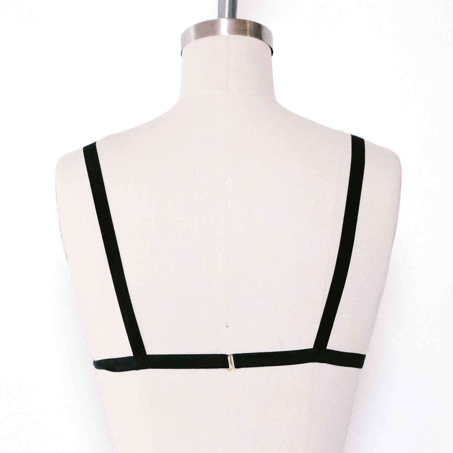 ouvert bra back .jpg