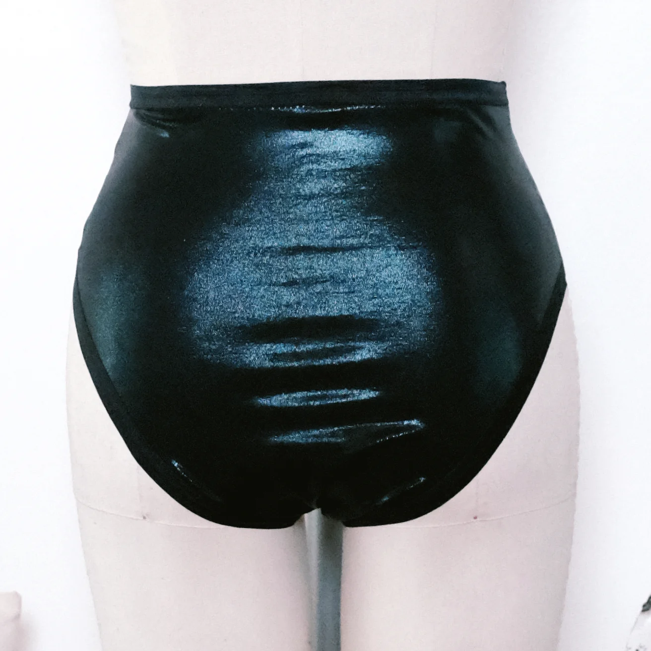 shine undies back.jpg