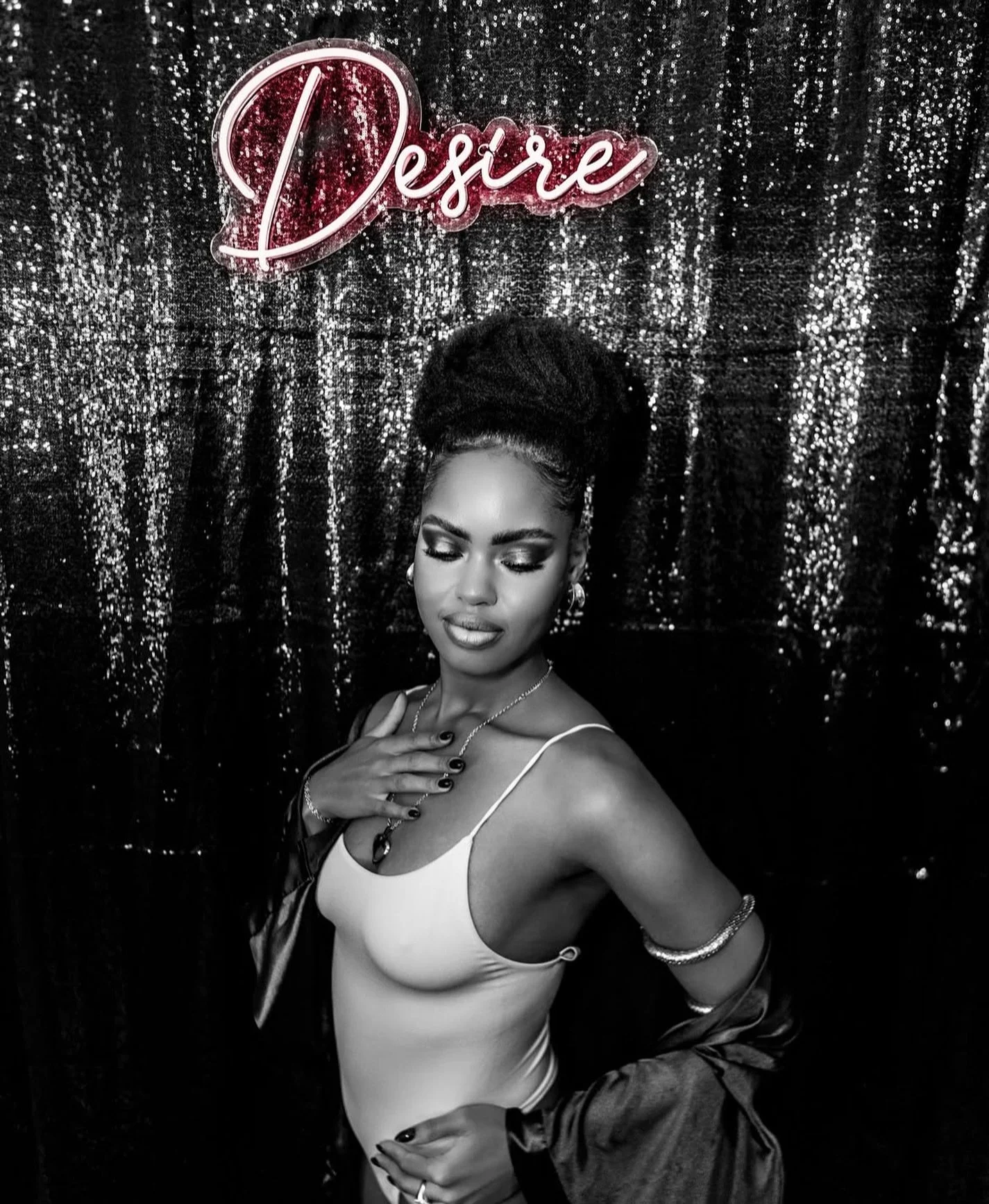 “Own your story and love yourself through the process.” – Unknown
#photography #boudoirphotography #desireboudoir #desireboudoirphotography #boudoir #desire #texasboudoirphotography #beautyinallbodies #empowerment #radiateconfidenc