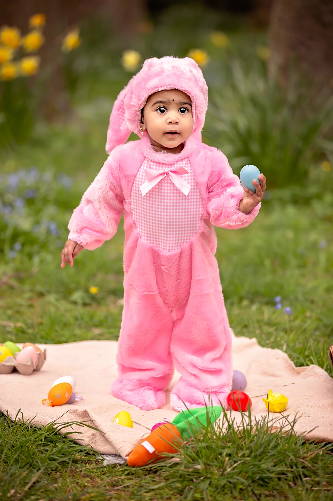Baby photography Leeds, York, Harrogate, Bradford: Easter theme outdoor baby session in Leeds, Yorkshire