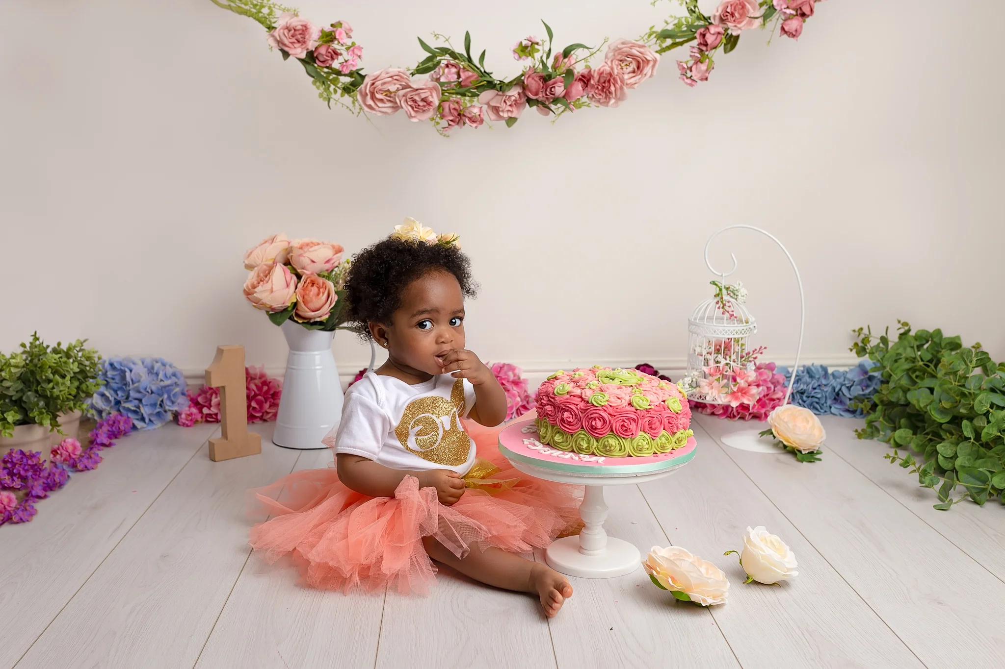 Professional baby photography Leeds, Bradford, York, Harrogate, Wakefield: baby girl cake smash session in Leeds, West Yorkshire