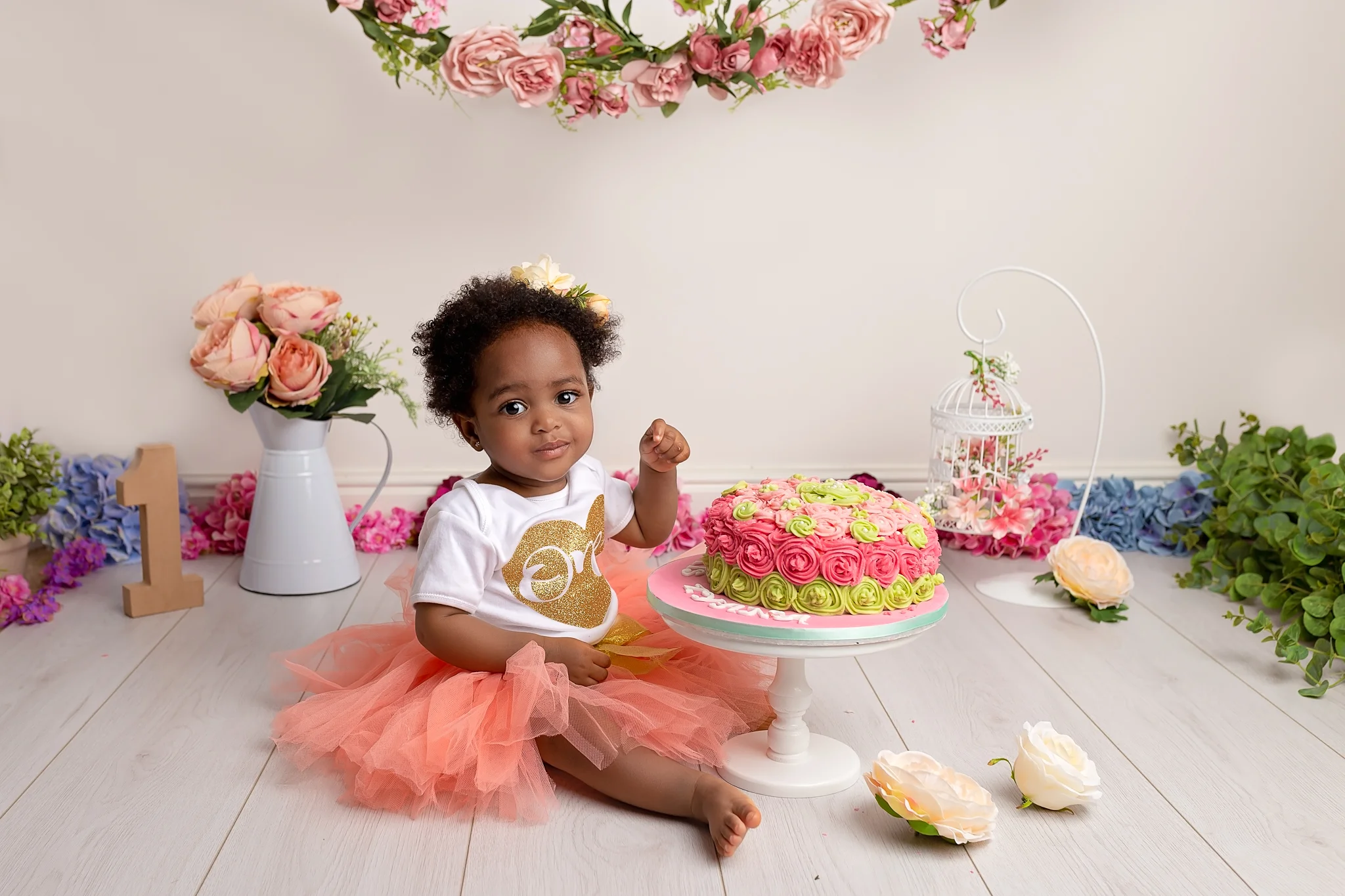 Professional baby photography Leeds, Bradford, York, Harrogate, Wakefield: baby girl cake smash session in Leeds, West Yorkshire